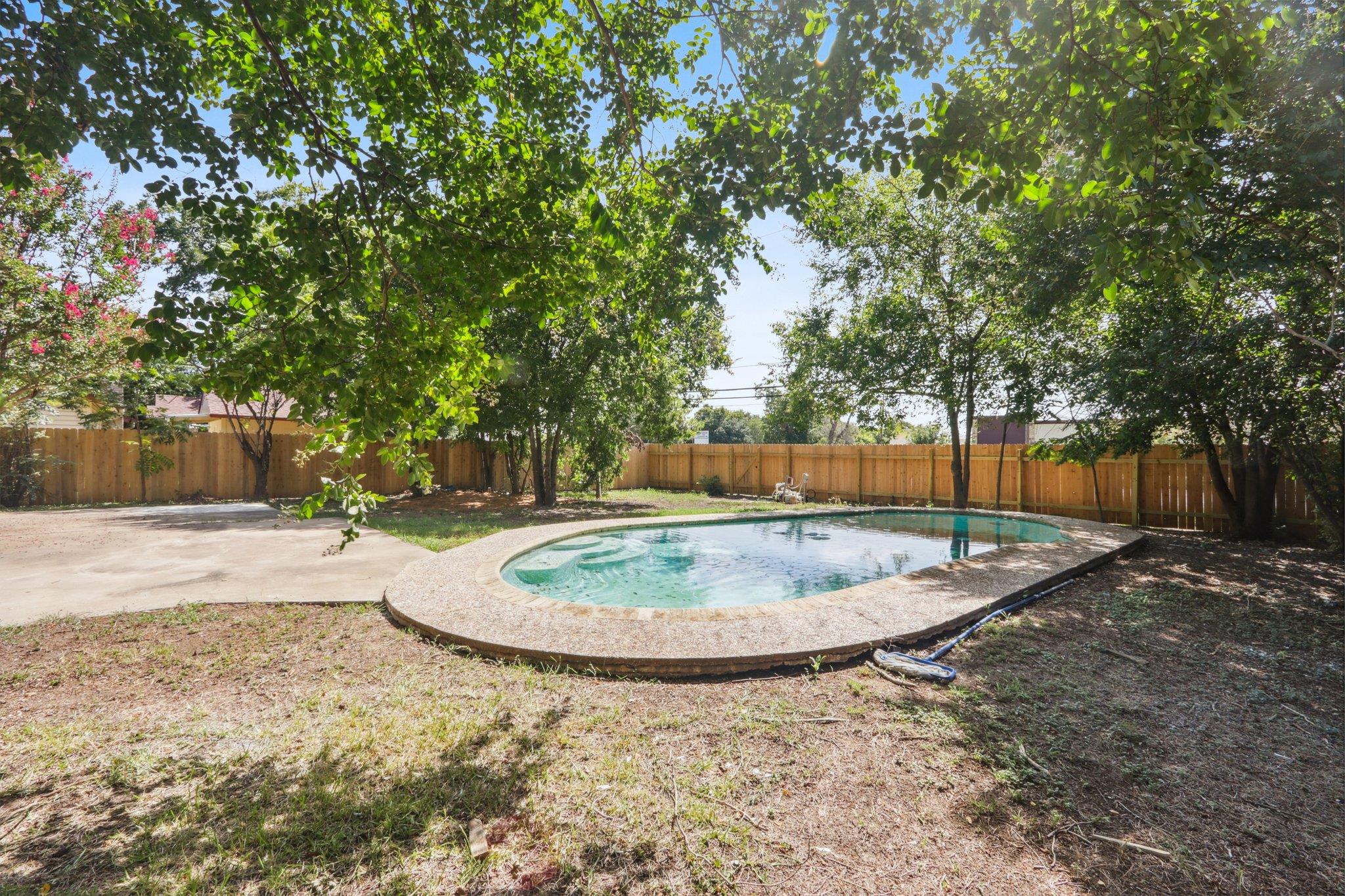 9807 Kendal Dr Property Photo 12