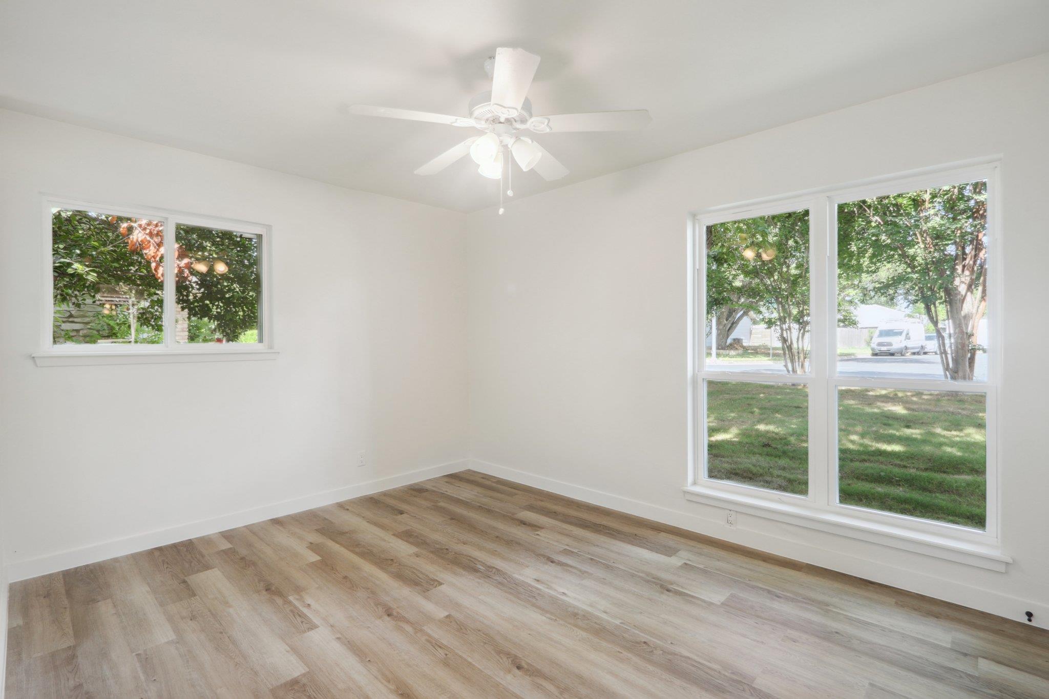 9807 Kendal Dr Property Photo 22
