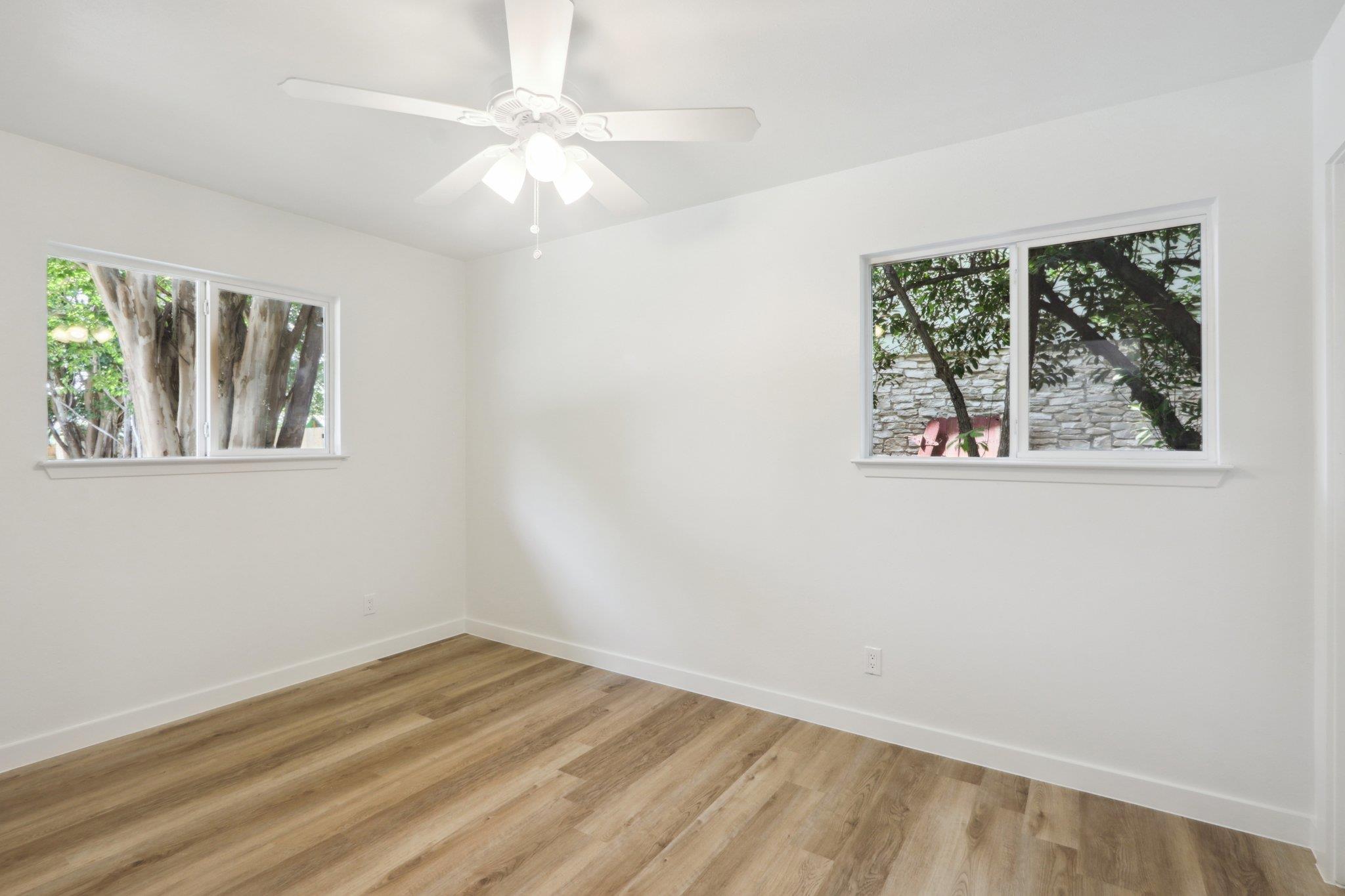 9807 Kendal Dr Property Photo 24