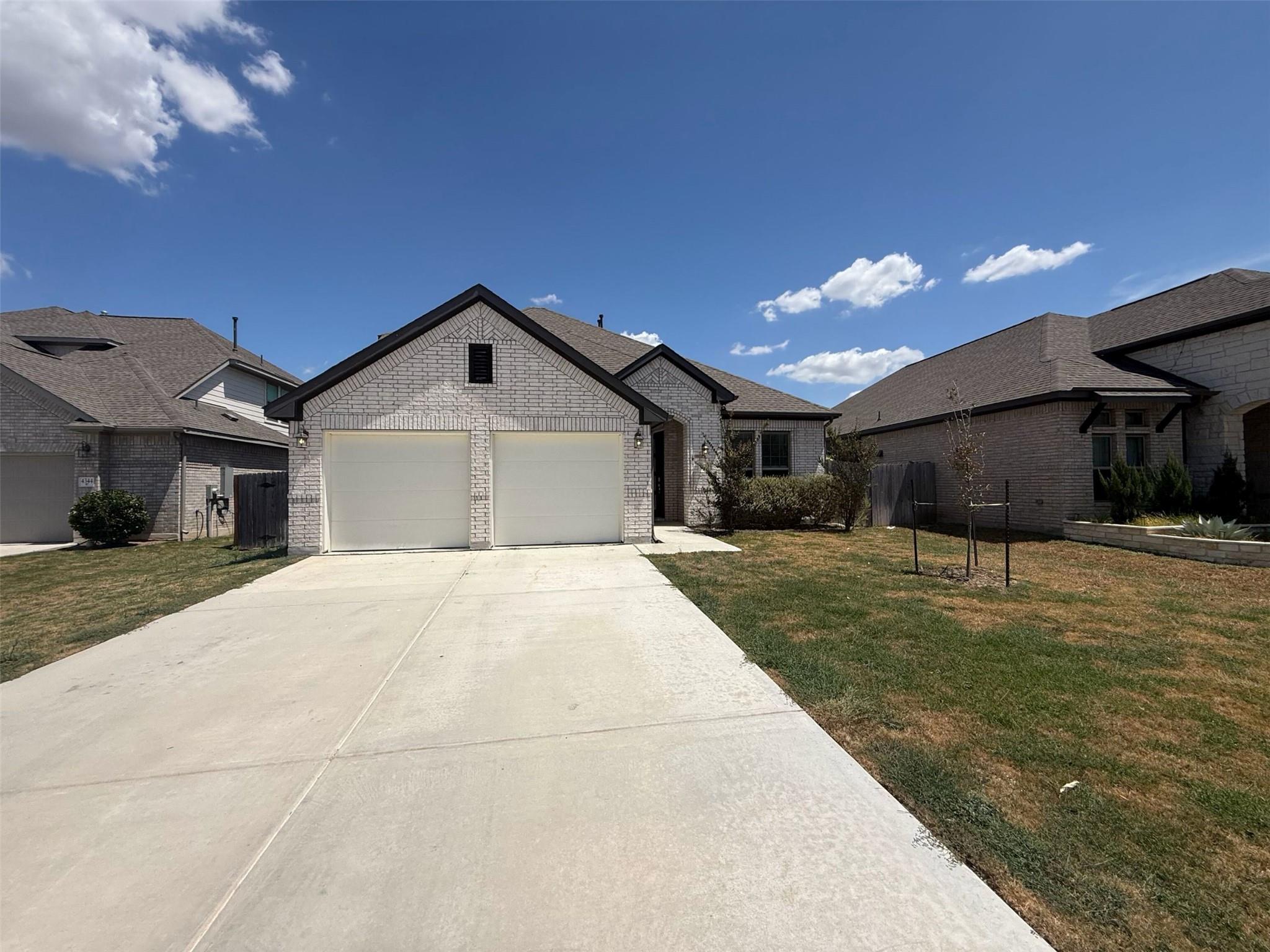 4437 Shady Hill Ln Property Photo 1