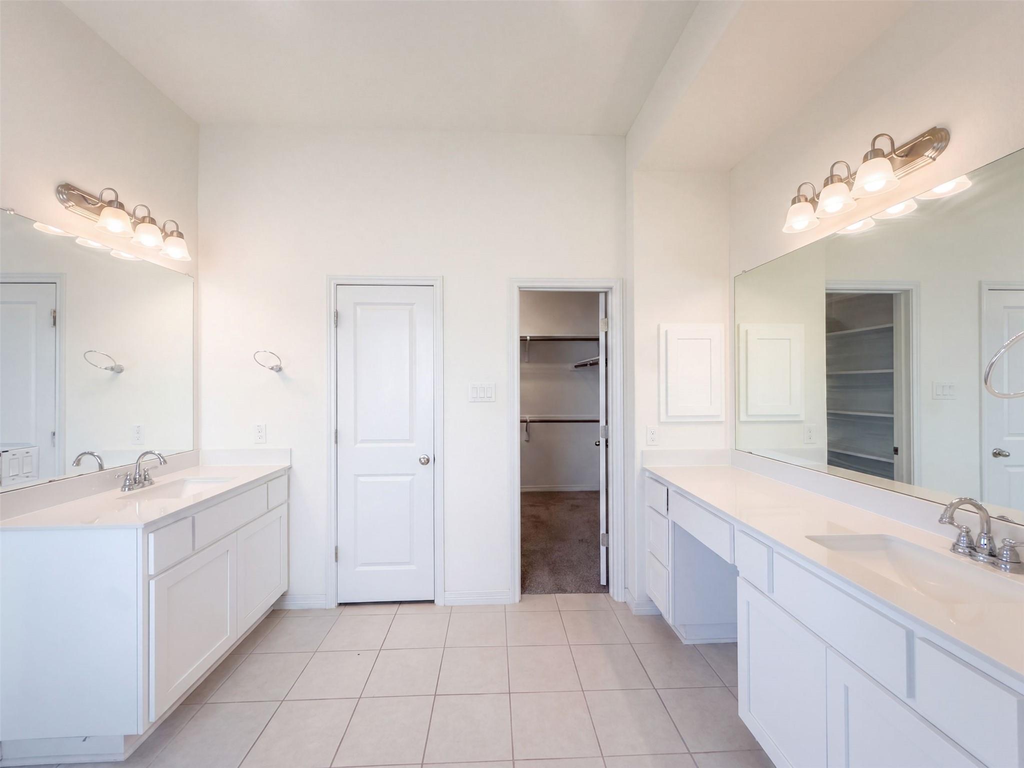4437 Shady Hill Ln Property Photo 13