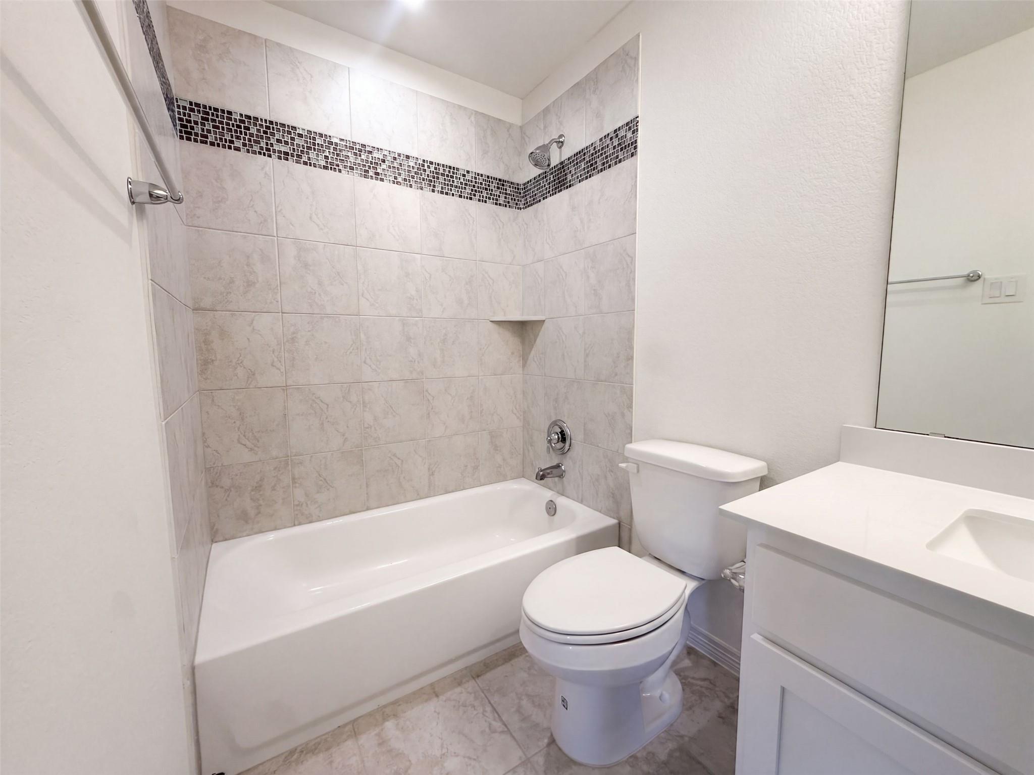 4437 Shady Hill Ln Property Photo 16
