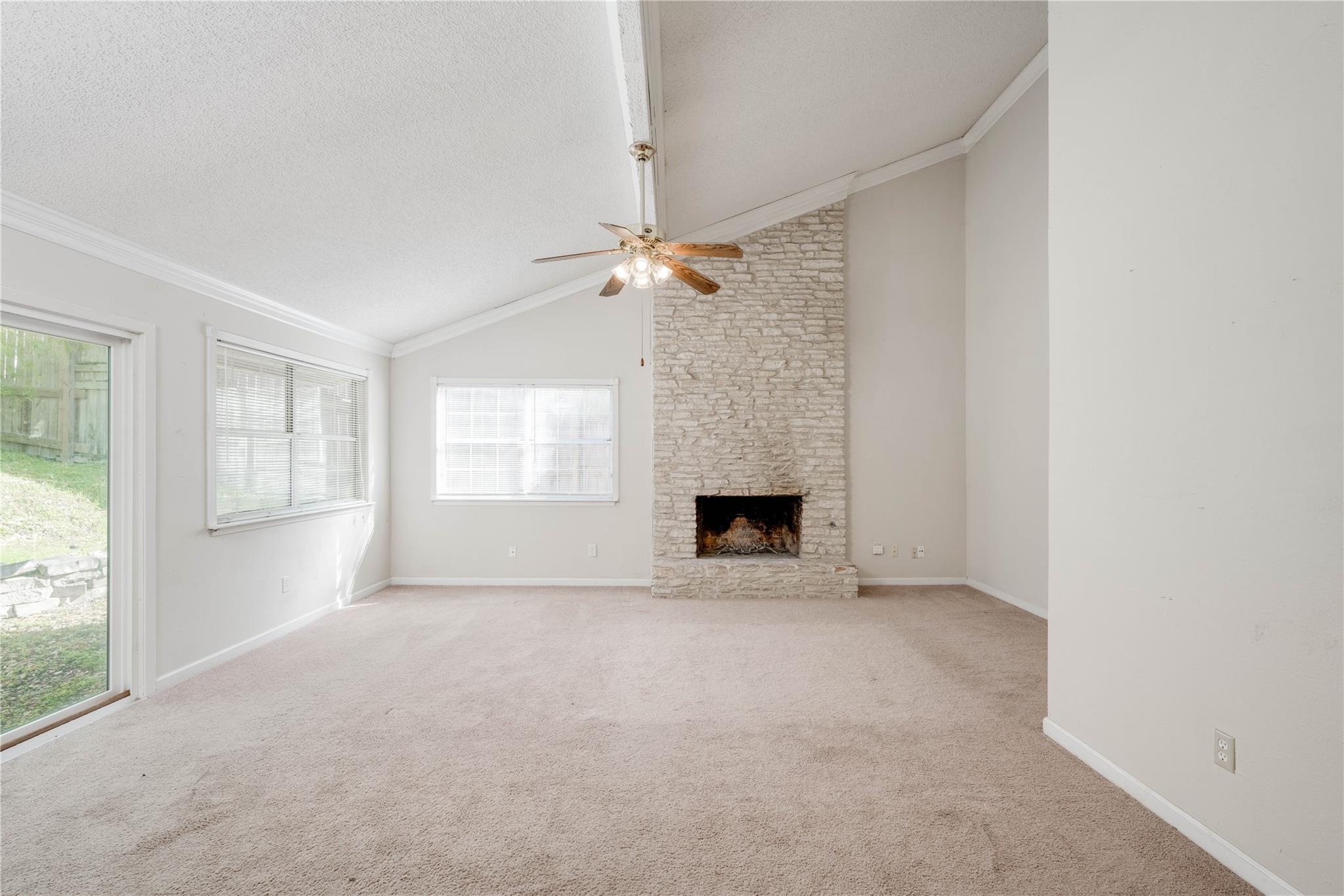 2713 Tether Trl Property Photo 6