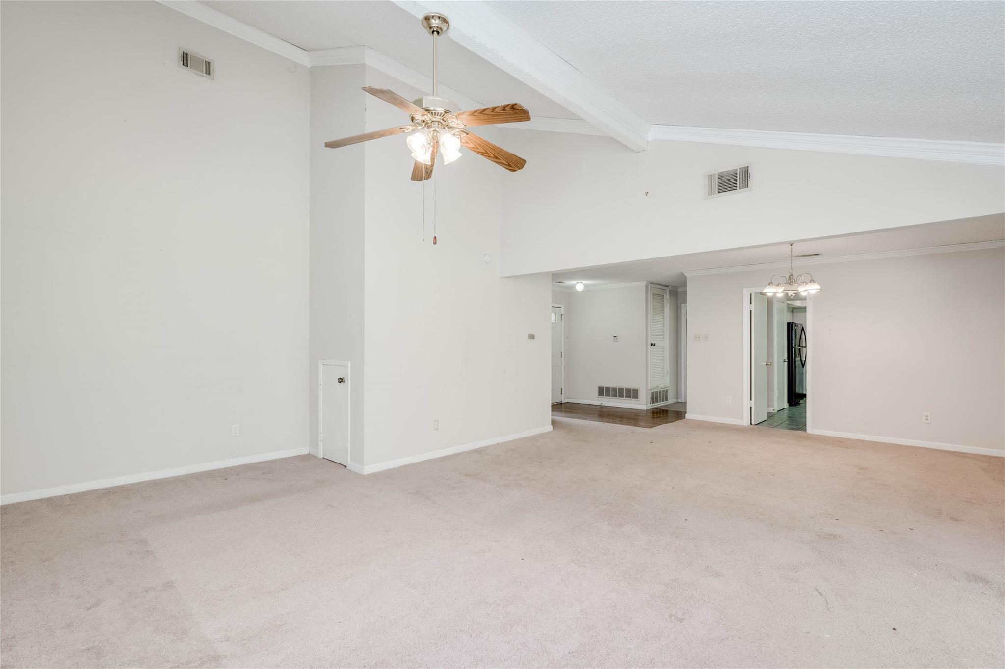 2713 Tether Trl Property Photo 9