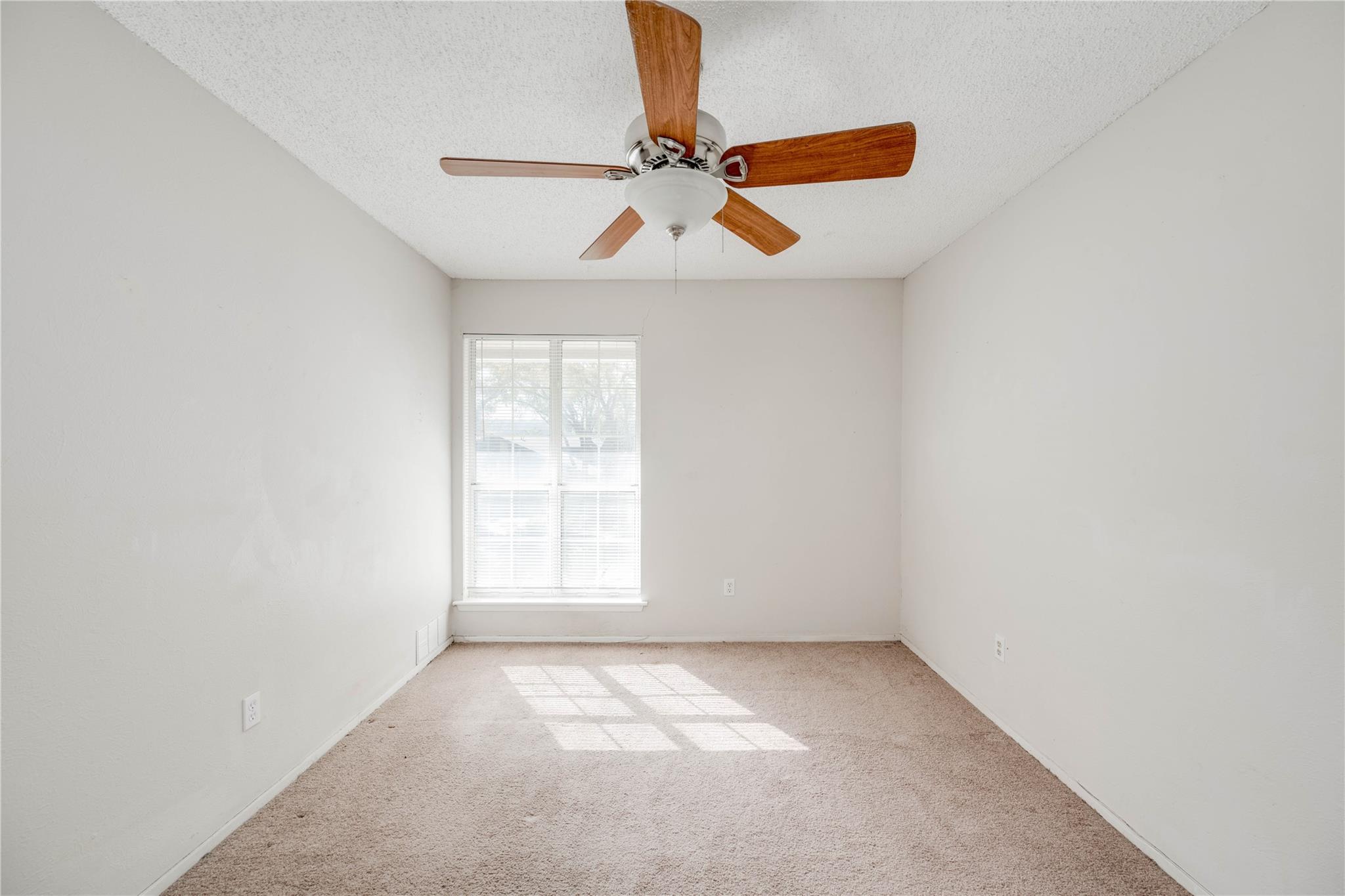 2713 Tether Trl Property Photo 16