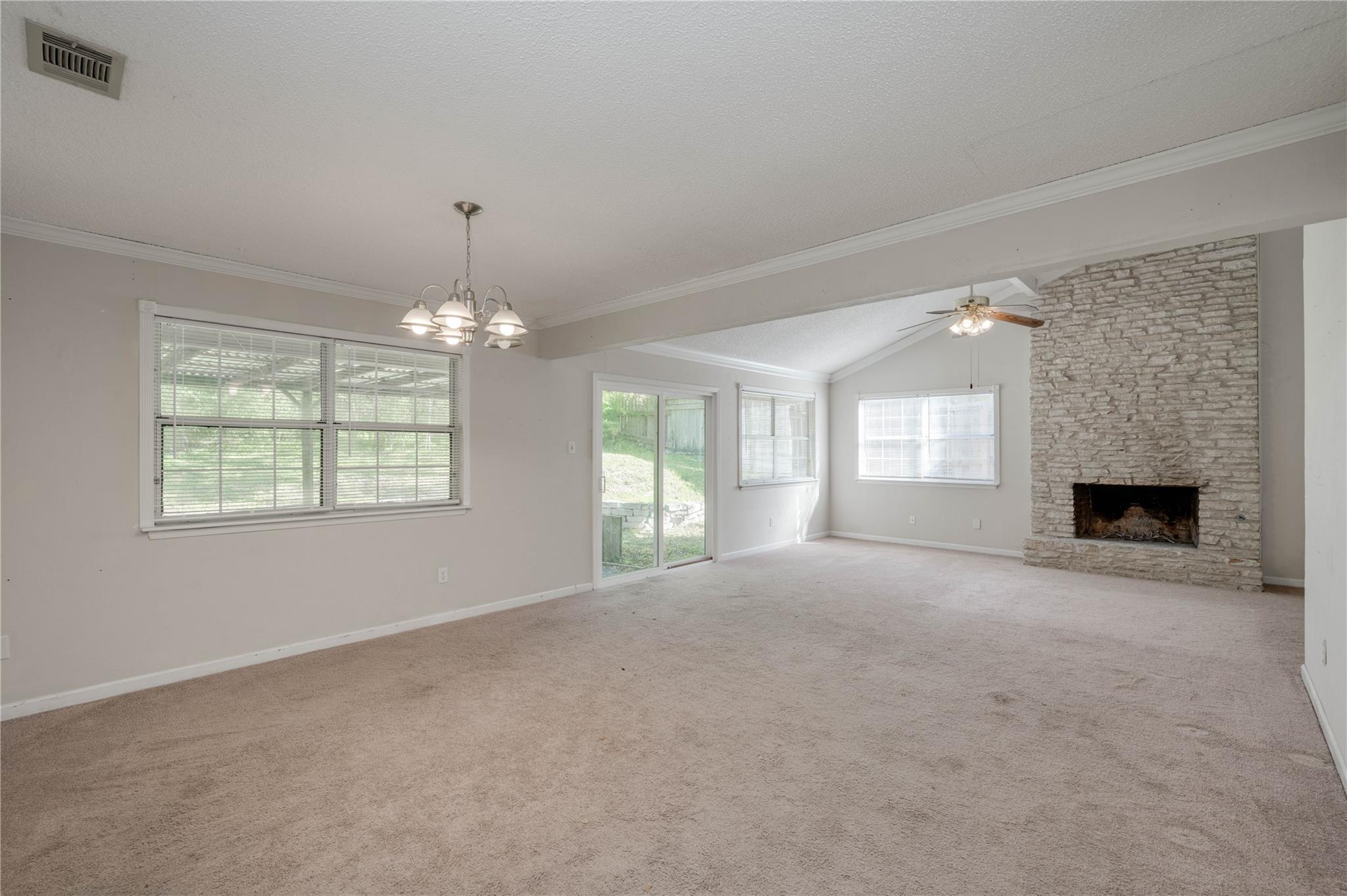 2713 Tether Trl Property Photo 17