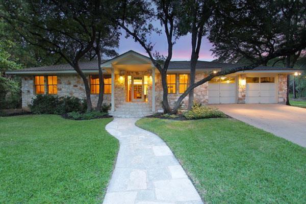3213 Park Hills DR Property Photo 1