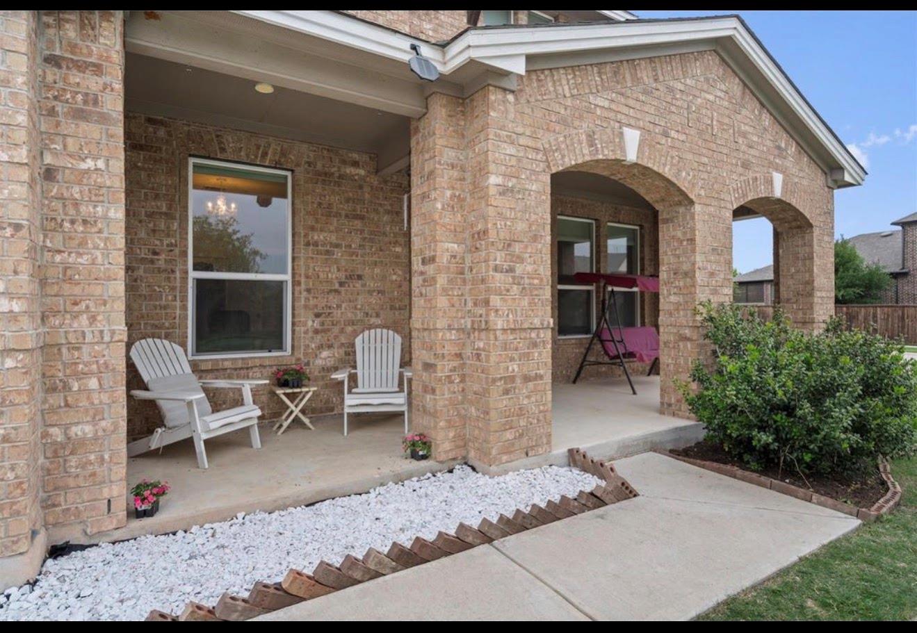 1201 Euless Ln Property Photo 2