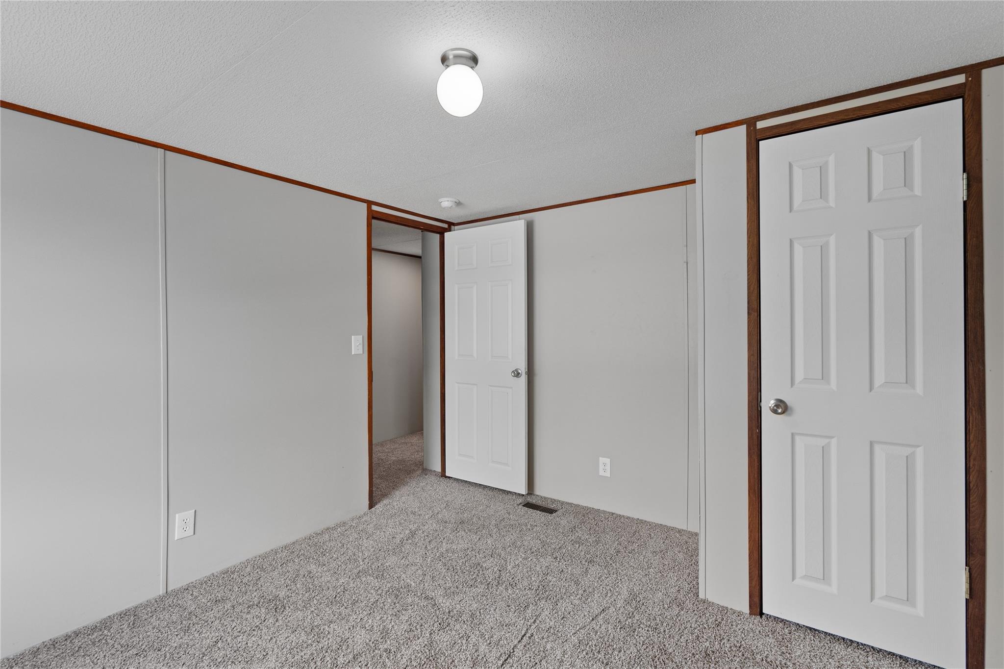 222 Shadow Oaks Dr Property Photo 20