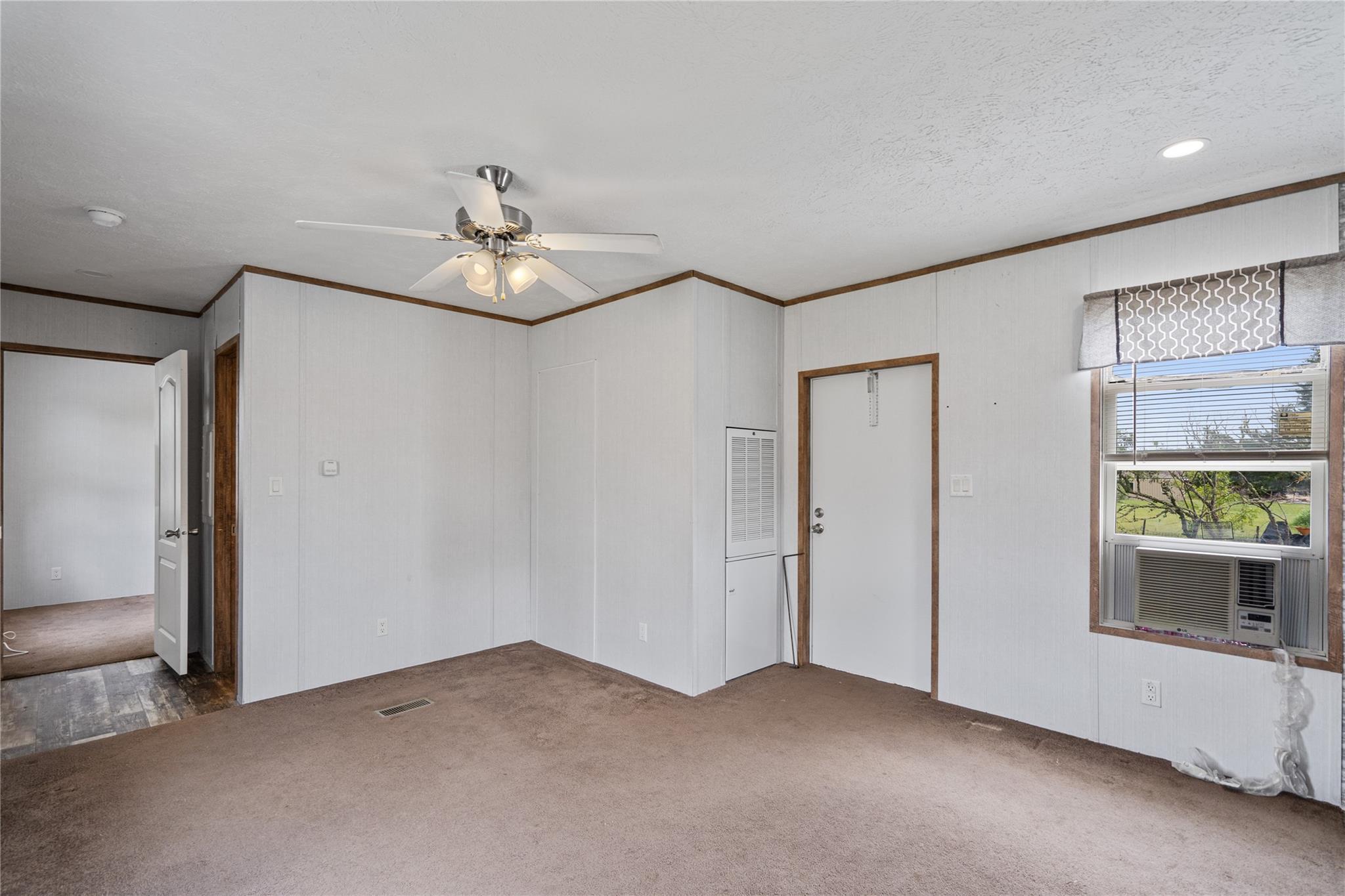 222 Shadow Oaks Dr Property Photo 28