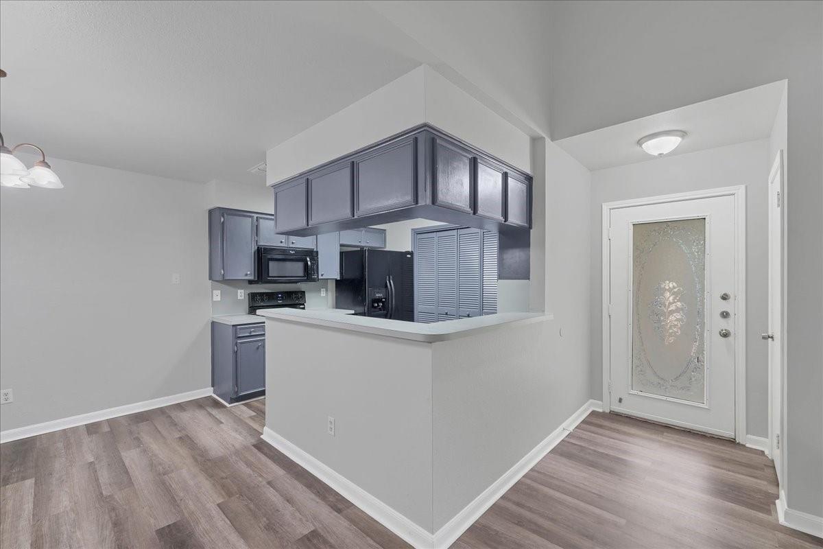 381 Fantail Loop #a Property Photo 9