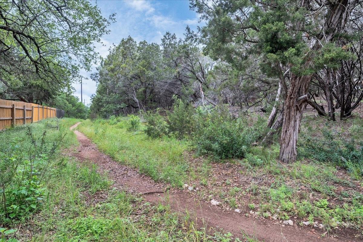 381 Fantail Loop #a Property Photo 31