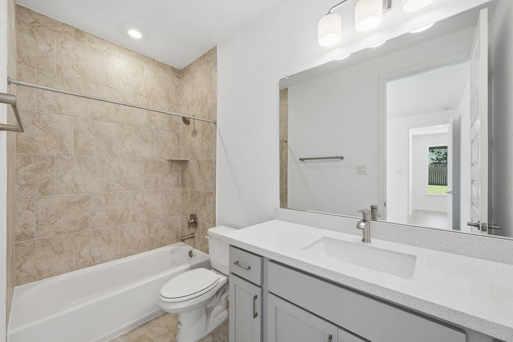 1800 Plum Tree Way Property Photo 7