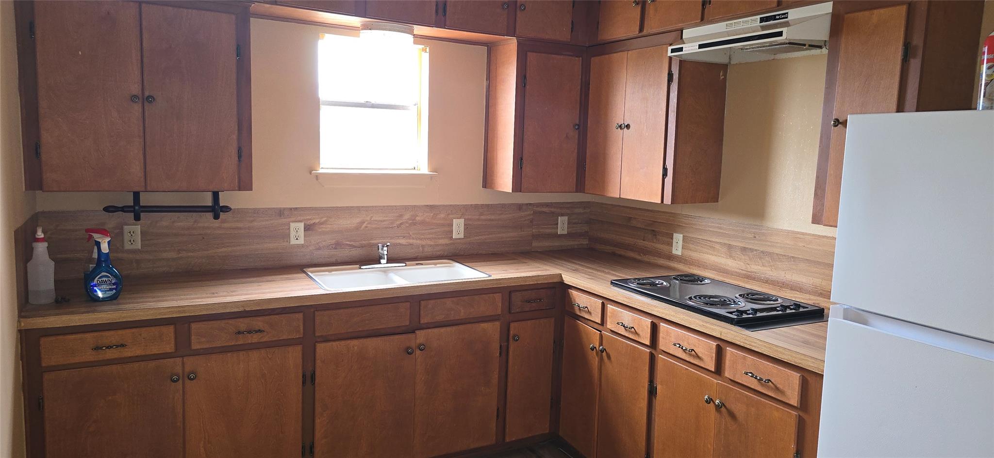 5327649 Property Photo 3