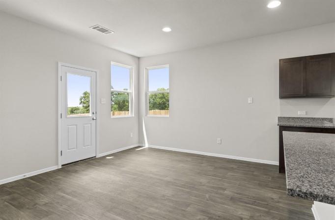 164 Linnet Ln Property Photo 6
