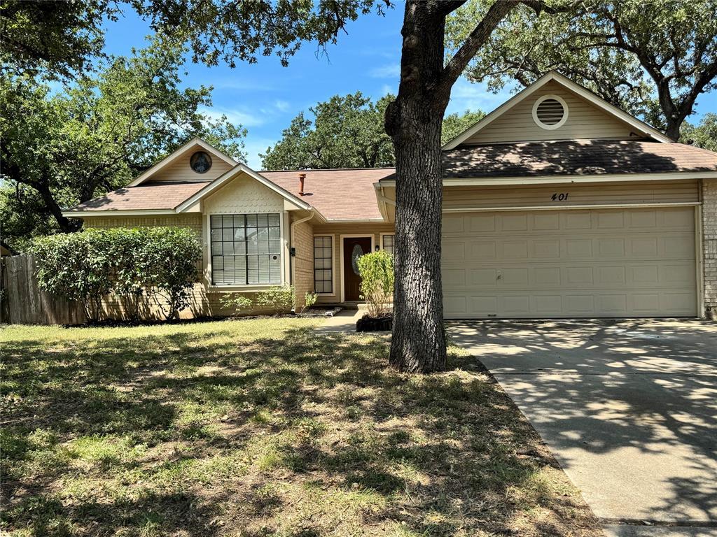 401 Ridgewood Dr Property Photo
