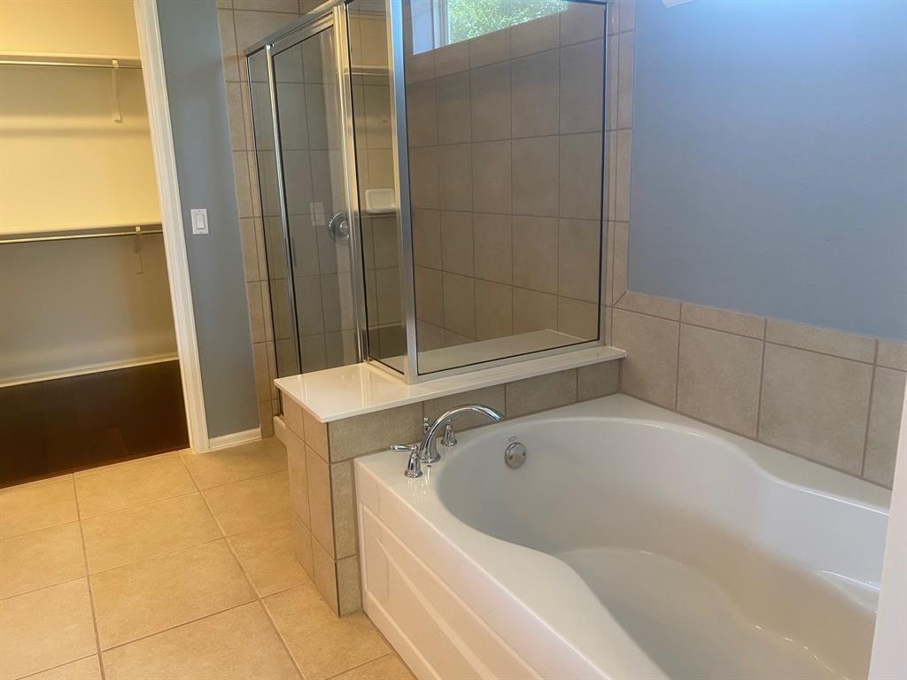 721 Independence Creek Ln Property Photo 14