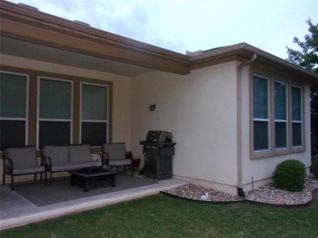 721 Independence Creek Ln Property Photo 29