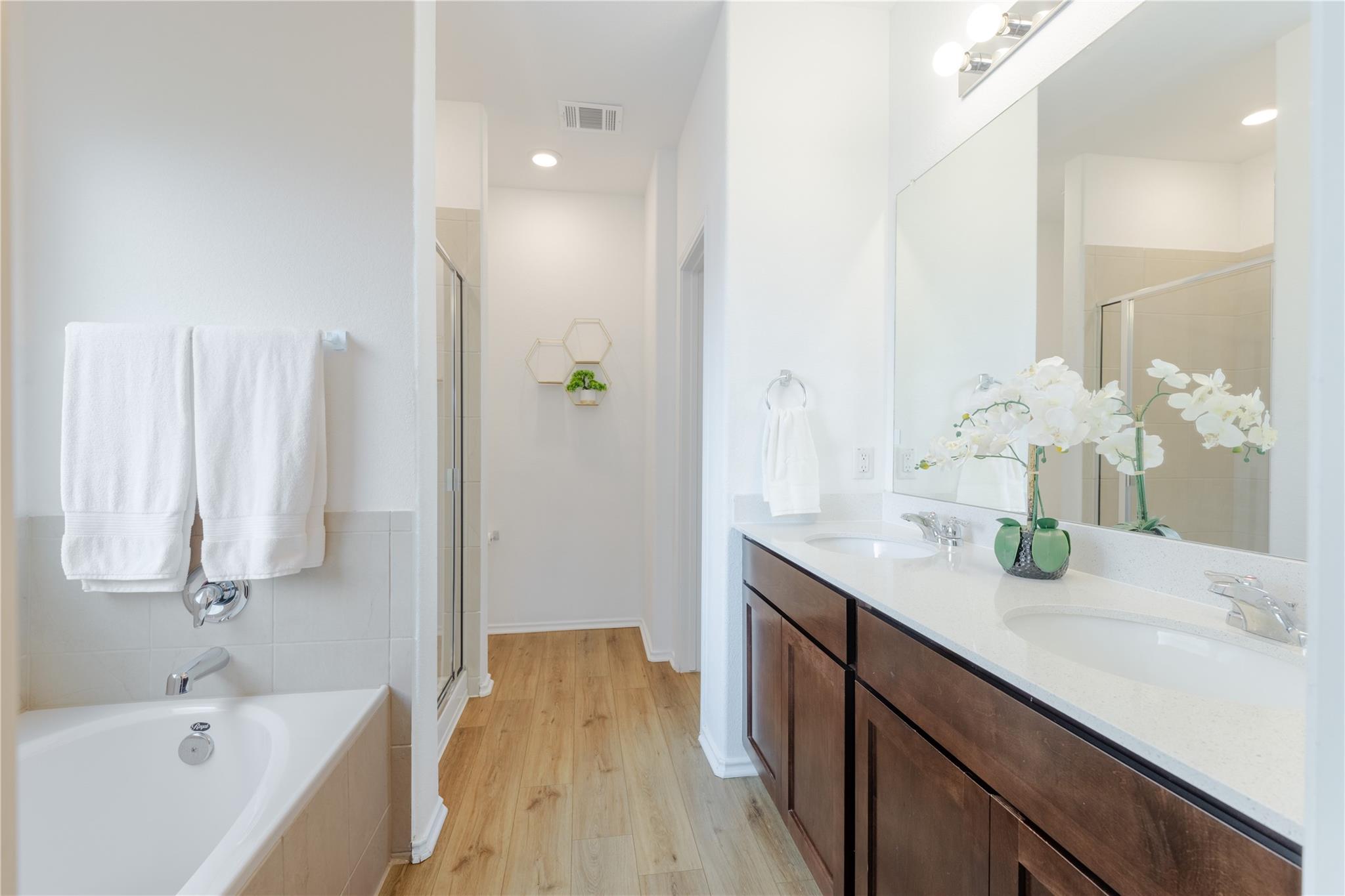 425 Perfect World Loop Property Photo 13