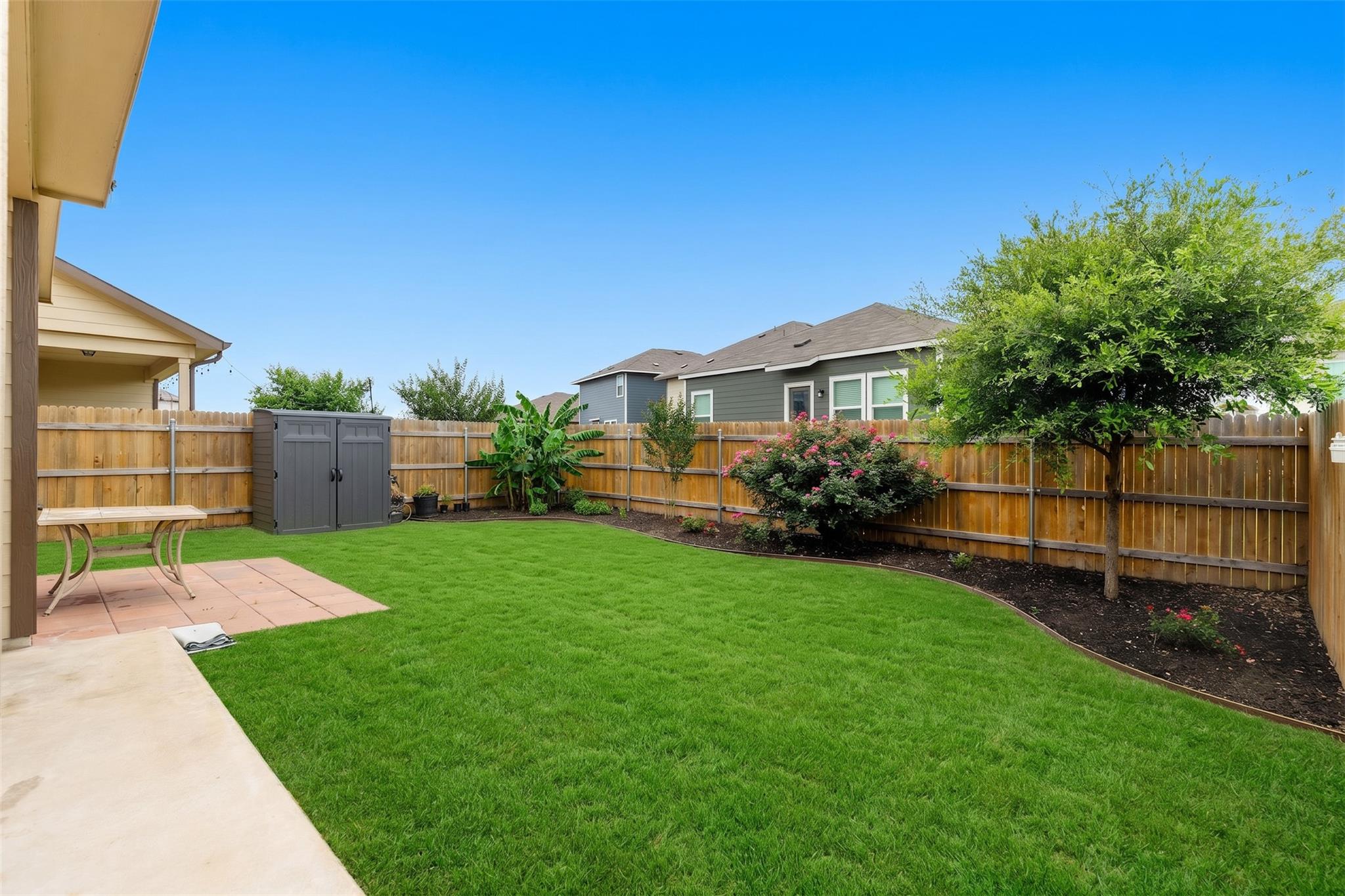 425 Perfect World Loop Property Photo 26