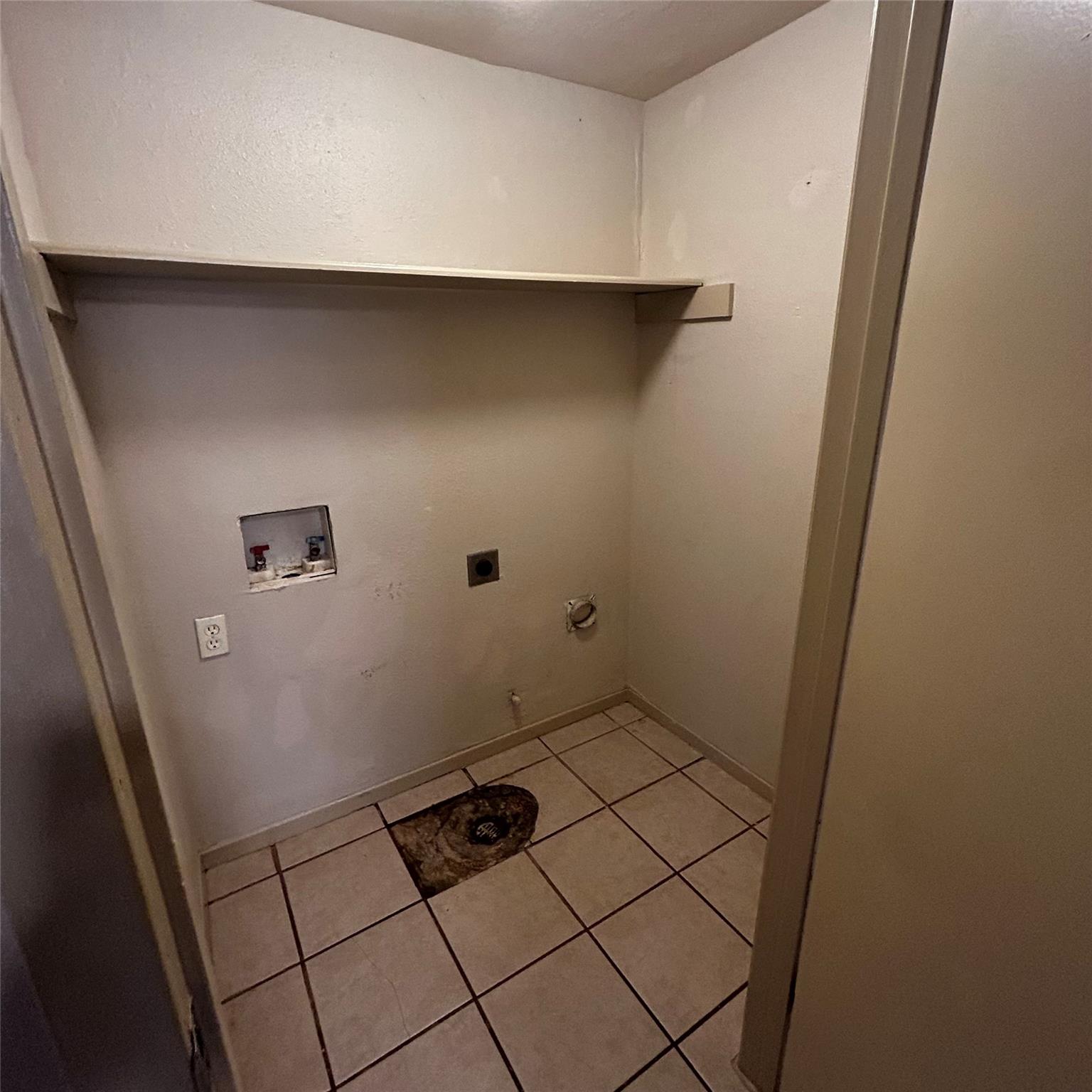 7204 Creekside Dr #b Property Photo 10