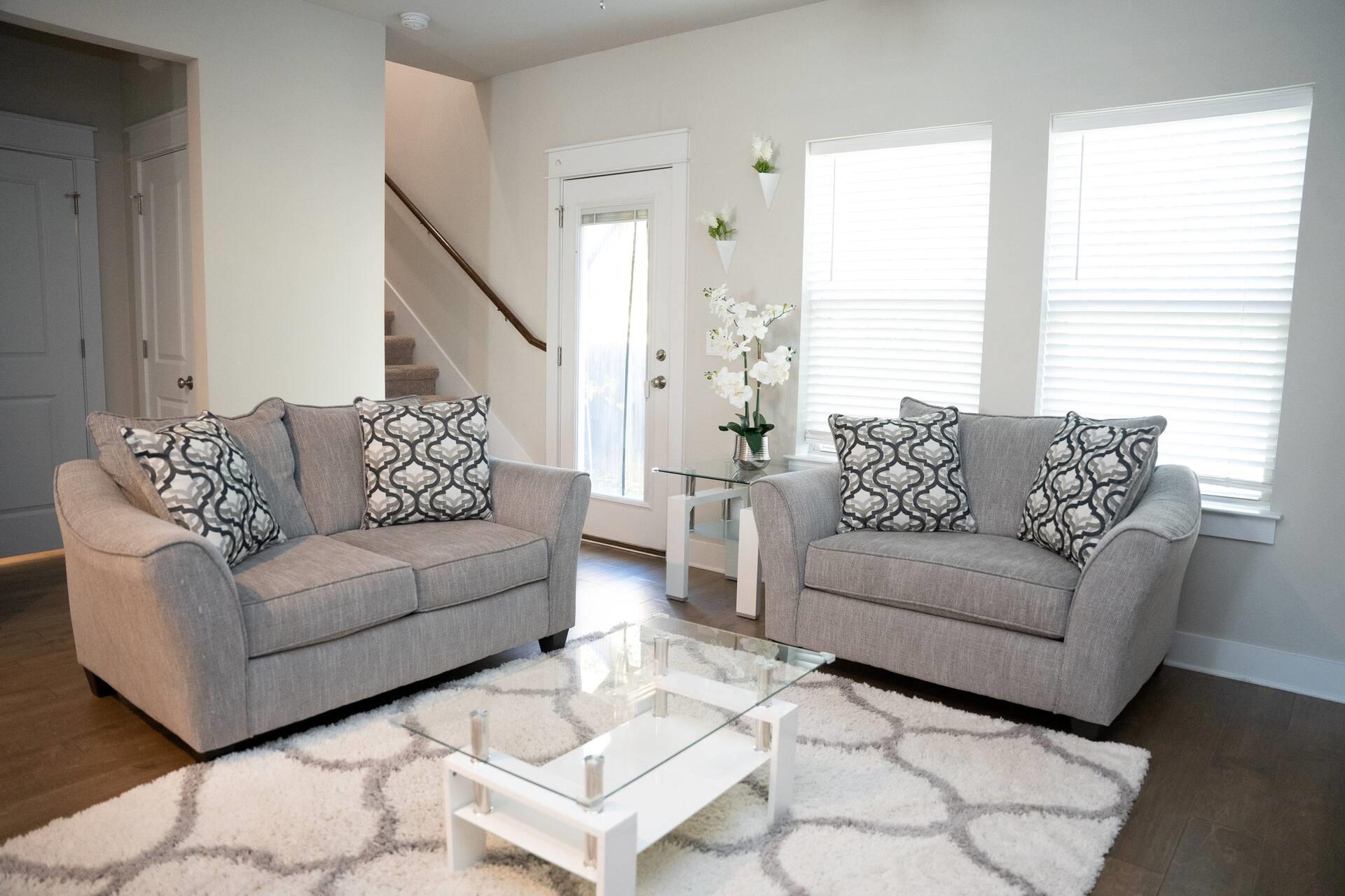 13501 Metric Blvd #15 Property Photo 3