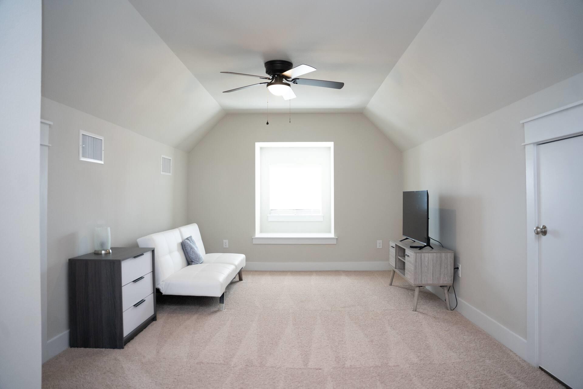 13501 Metric Blvd #15 Property Photo 4