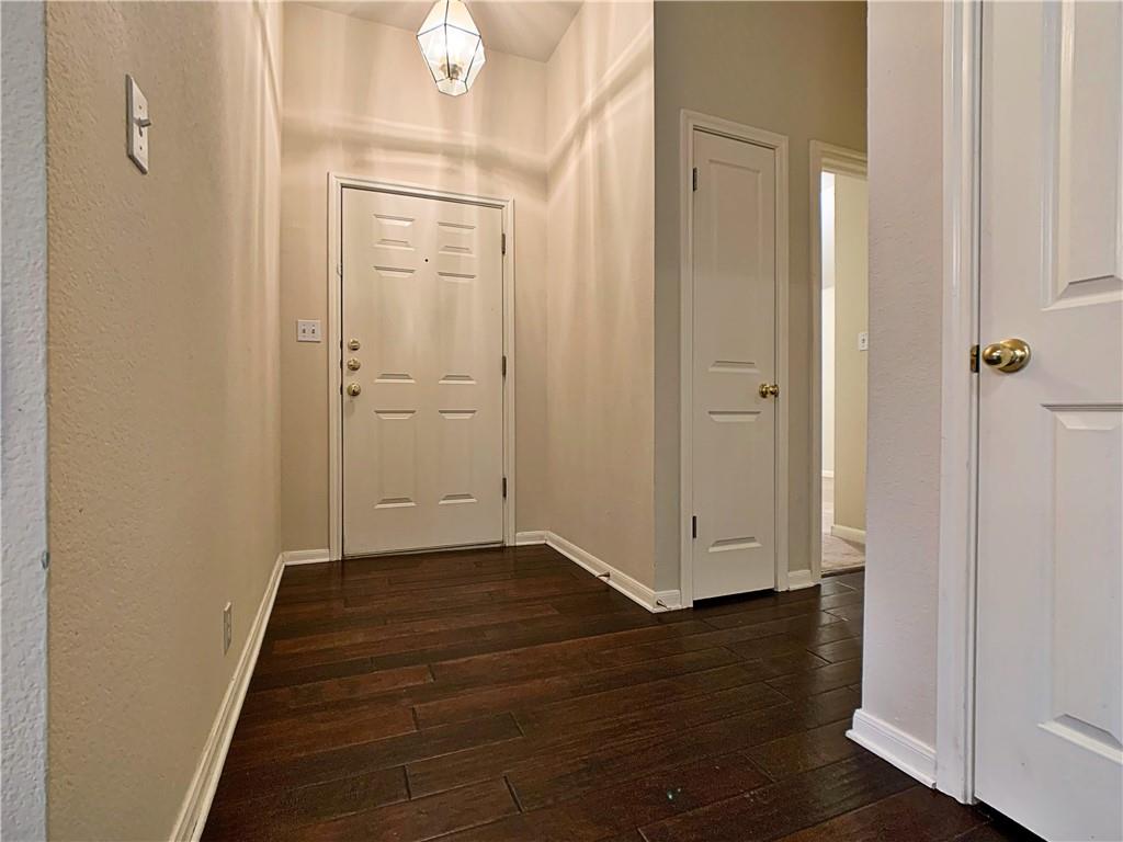 5726 Taylorcrest Dr Property Photo 2