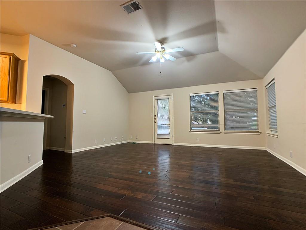 5726 Taylorcrest Dr Property Photo 9