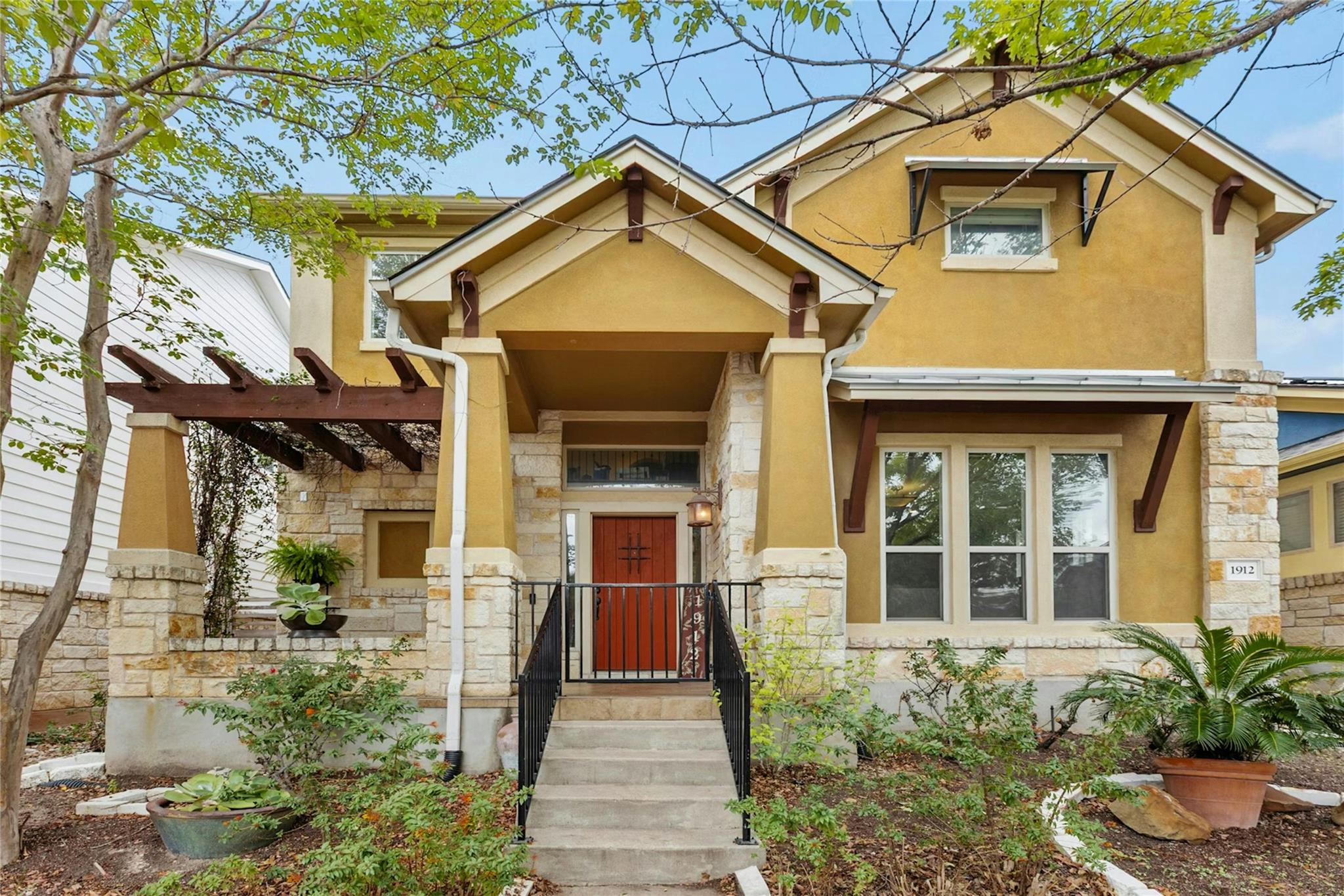 1912 Antone St Property Photo 1