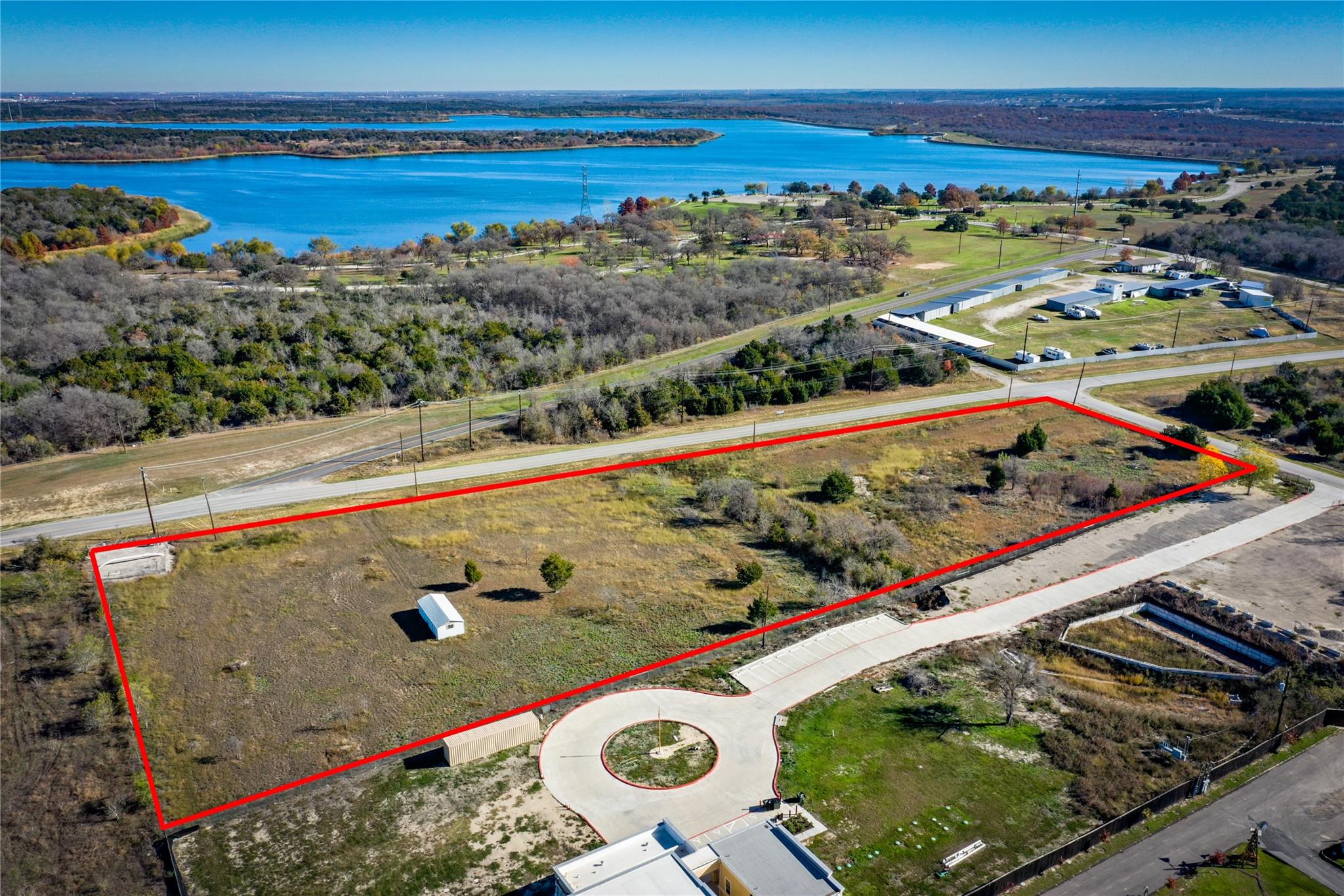 10109 Decker Lake Rd Property Photo 1