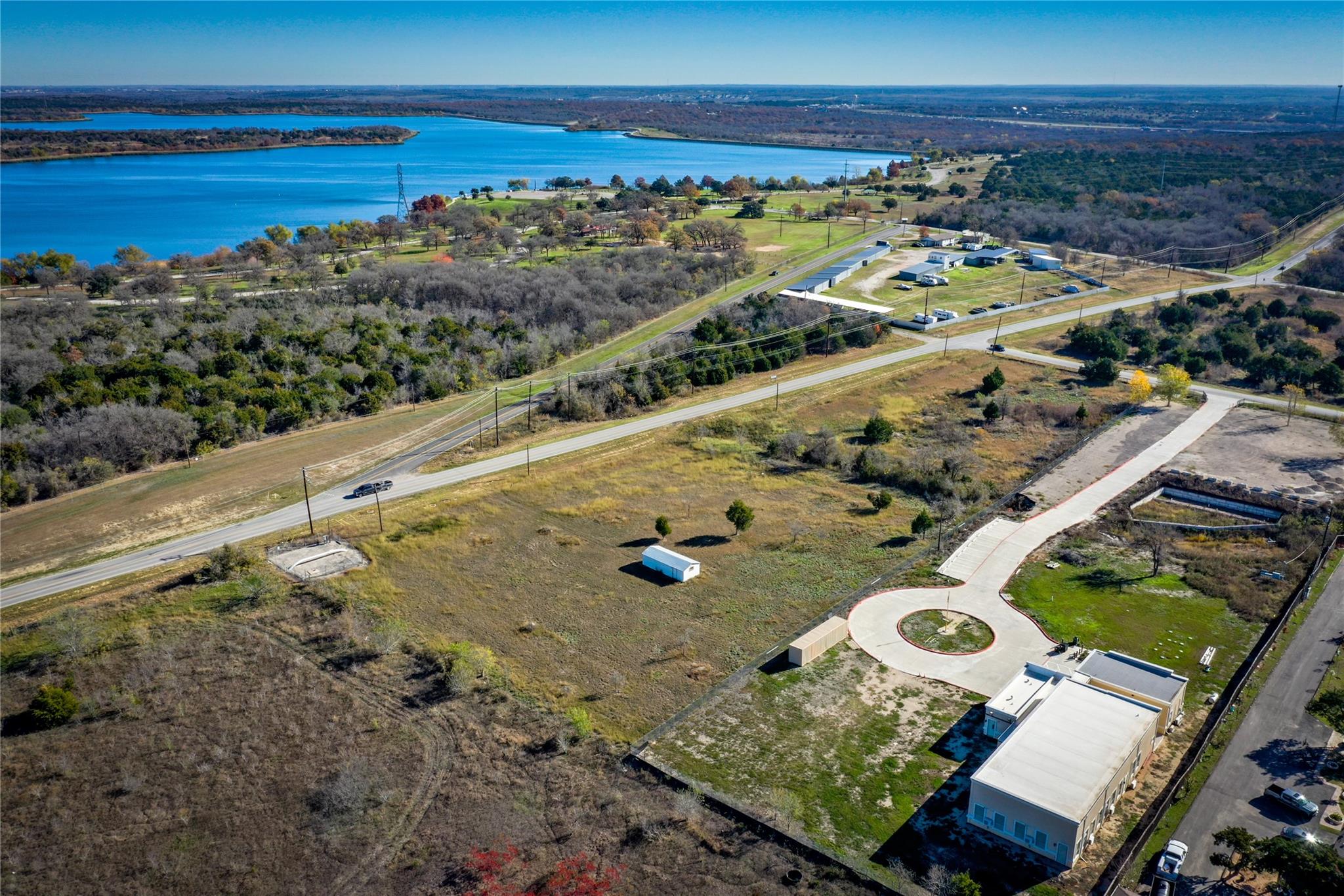 10109 Decker Lake Rd Property Photo 8