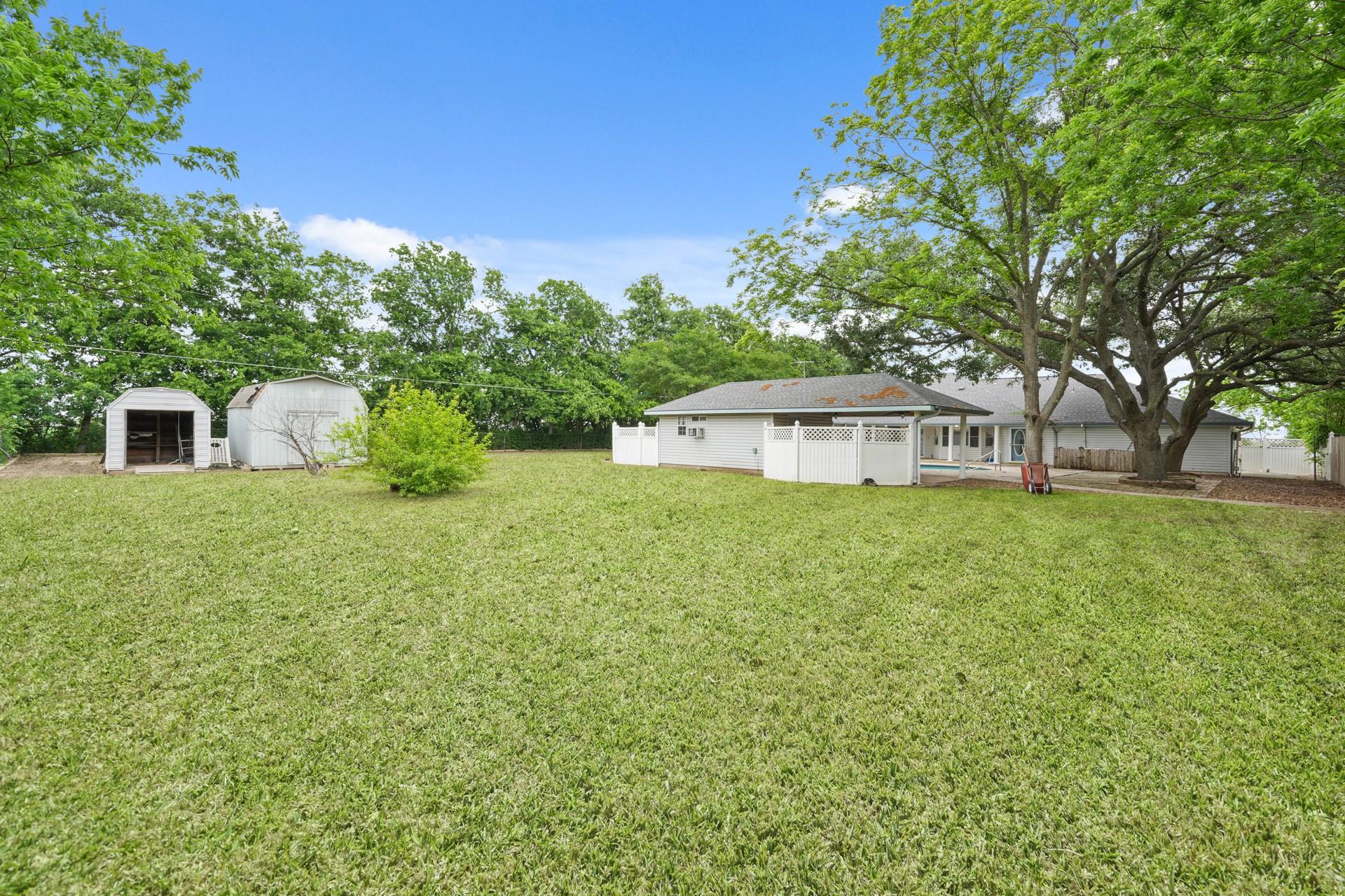 6625 E Post Rd Property Photo 32