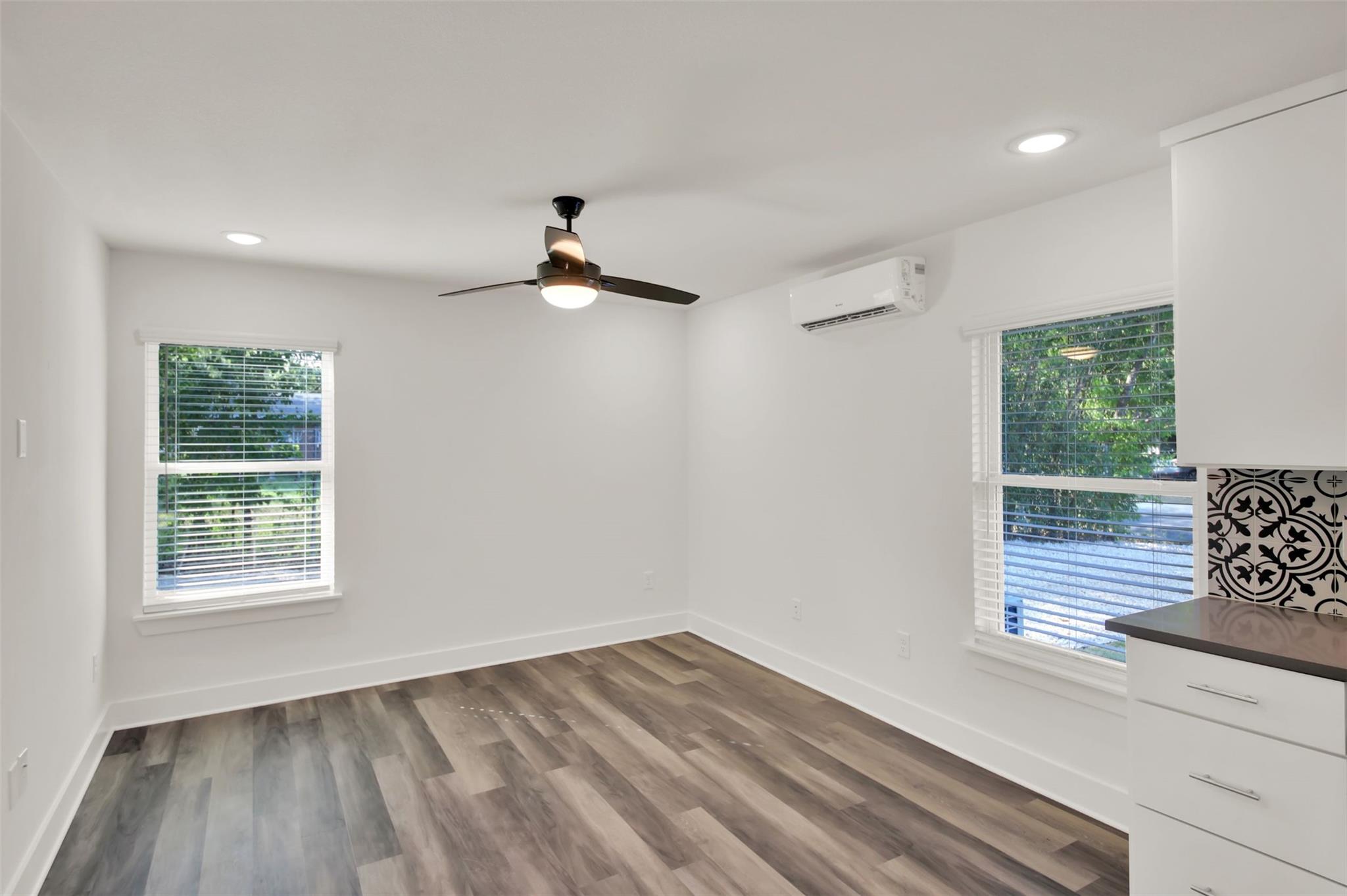 2101 Benwick Cir #b Property Photo 12