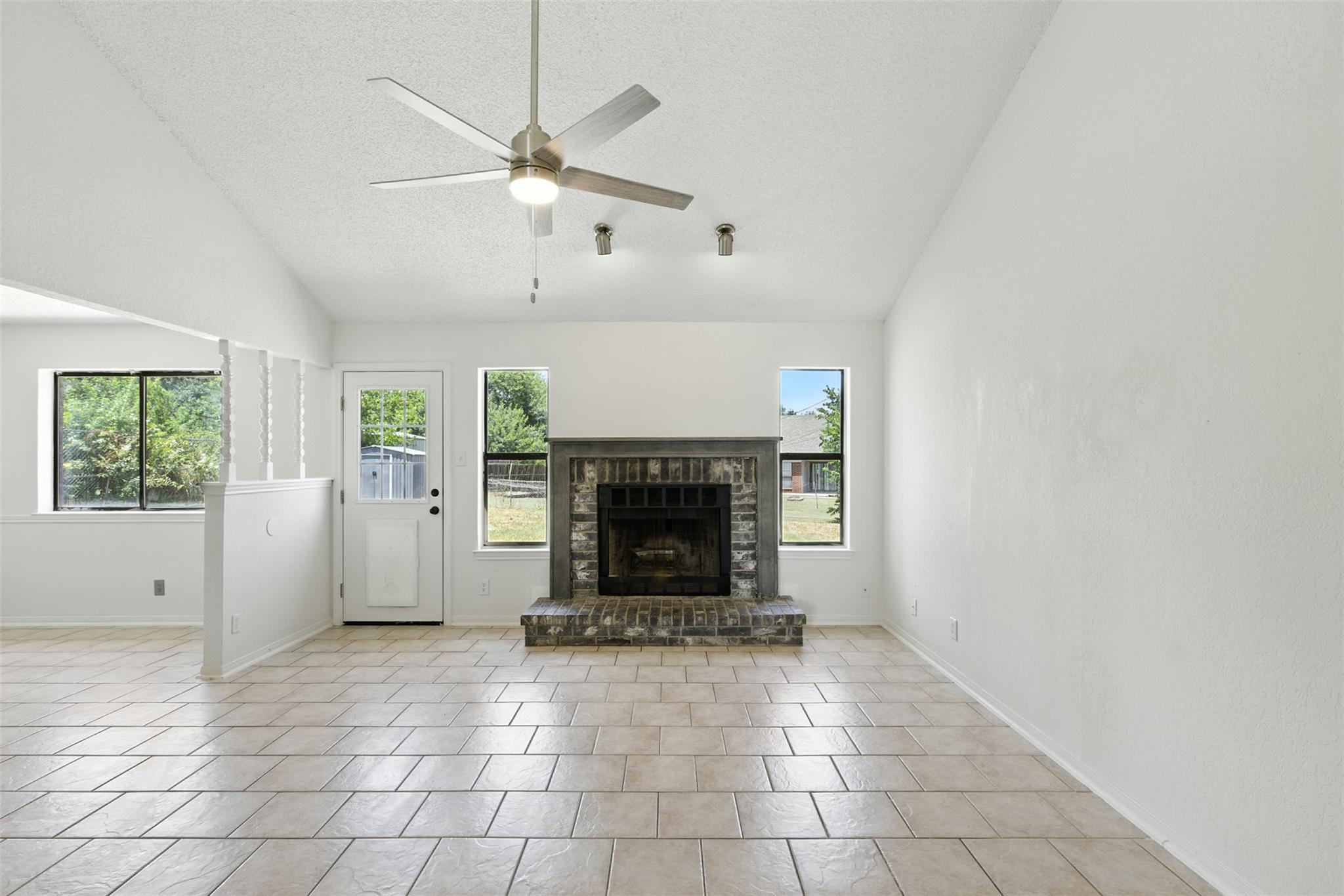 5005 Pepper Mill Holw Property Photo 9
