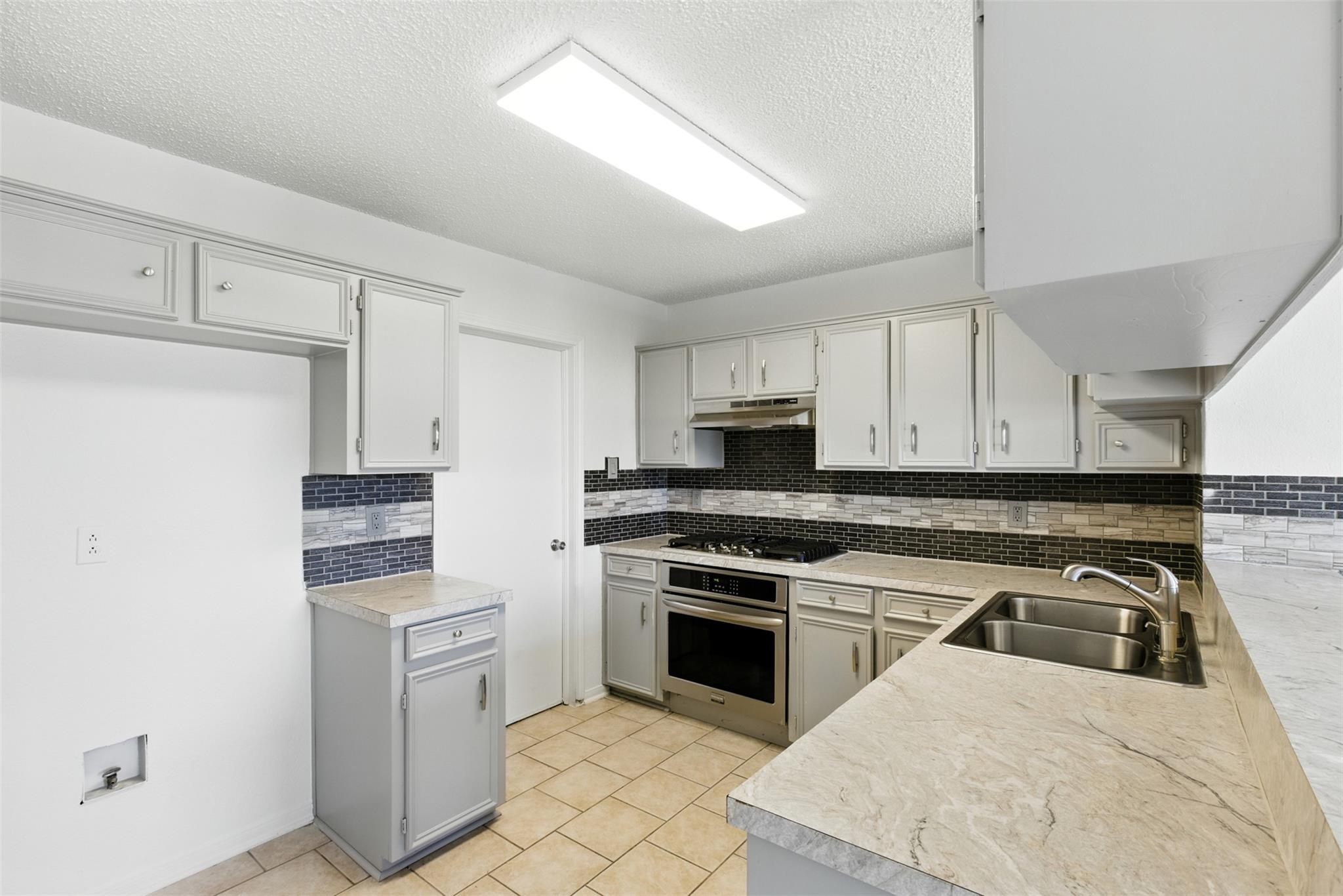 5005 Pepper Mill Holw Property Photo 12