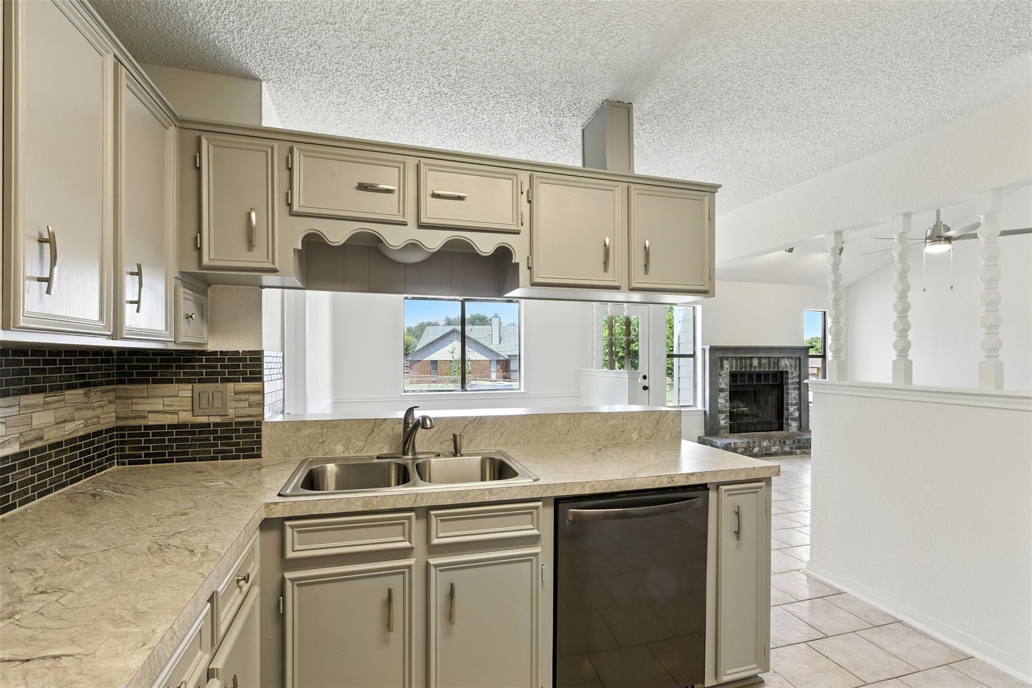 5005 Pepper Mill Holw Property Photo 14