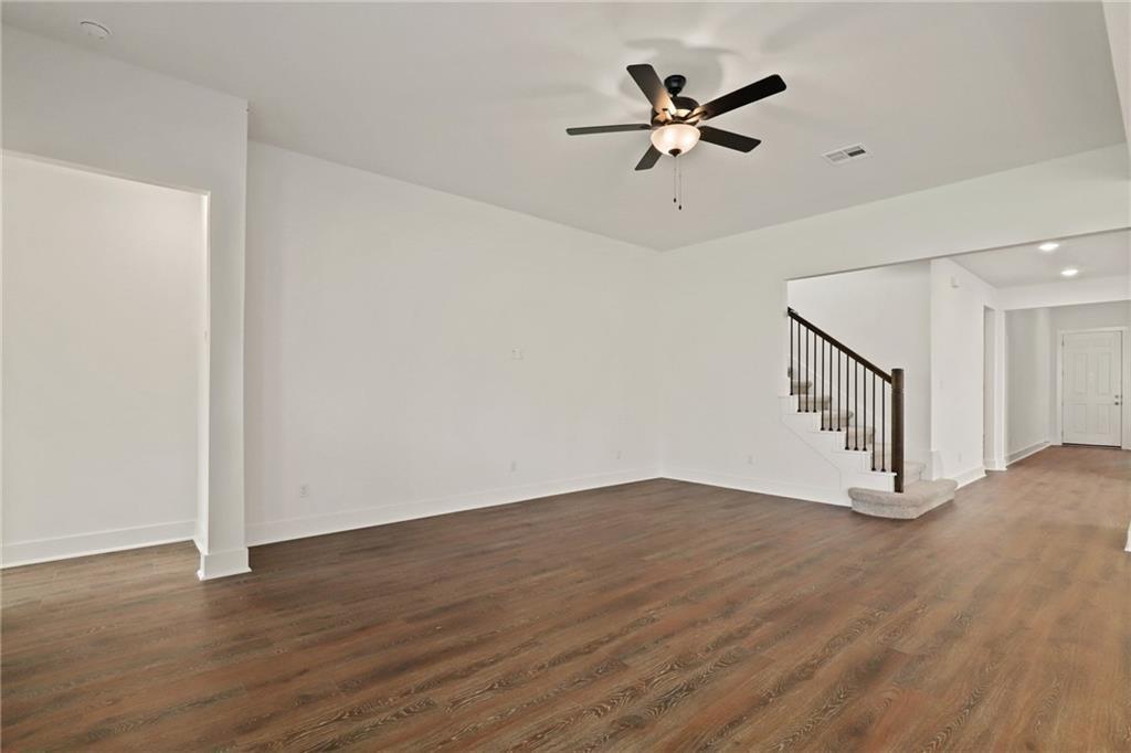 1821 Donetto Dr Property Photo 8