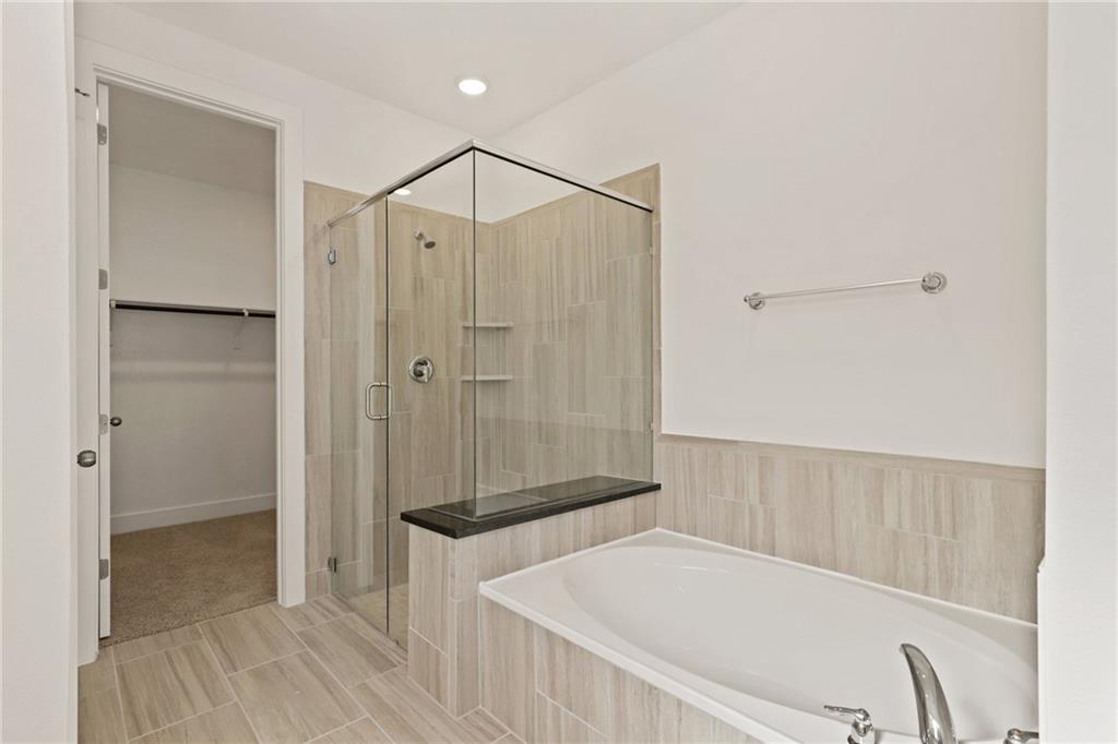 1821 Donetto Dr Property Photo 16