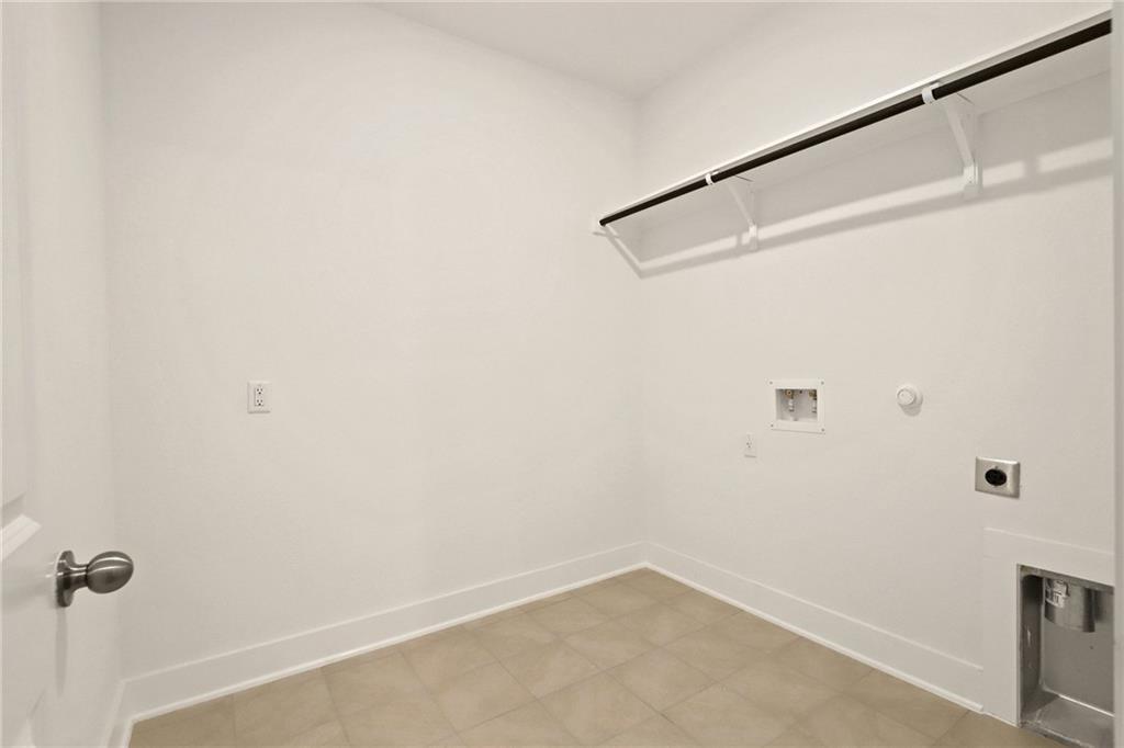 1821 Donetto Dr Property Photo 19