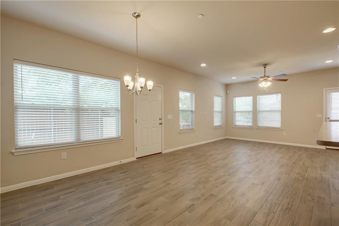 12917 Leatherback Ln Property Photo 6