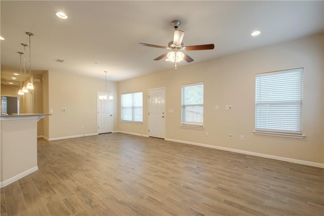 12917 Leatherback Ln Property Photo 7