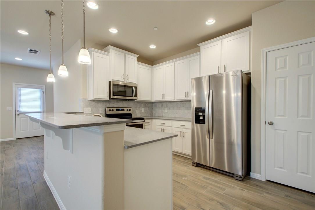 12917 Leatherback Ln Property Photo 9