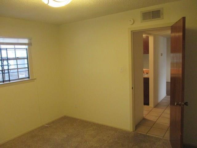 312 E 43 St #204 Property Photo 4