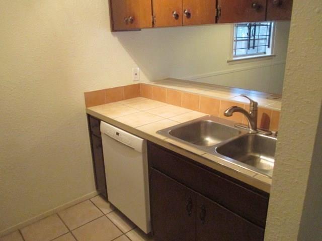 312 E 43 St #204 Property Photo 6