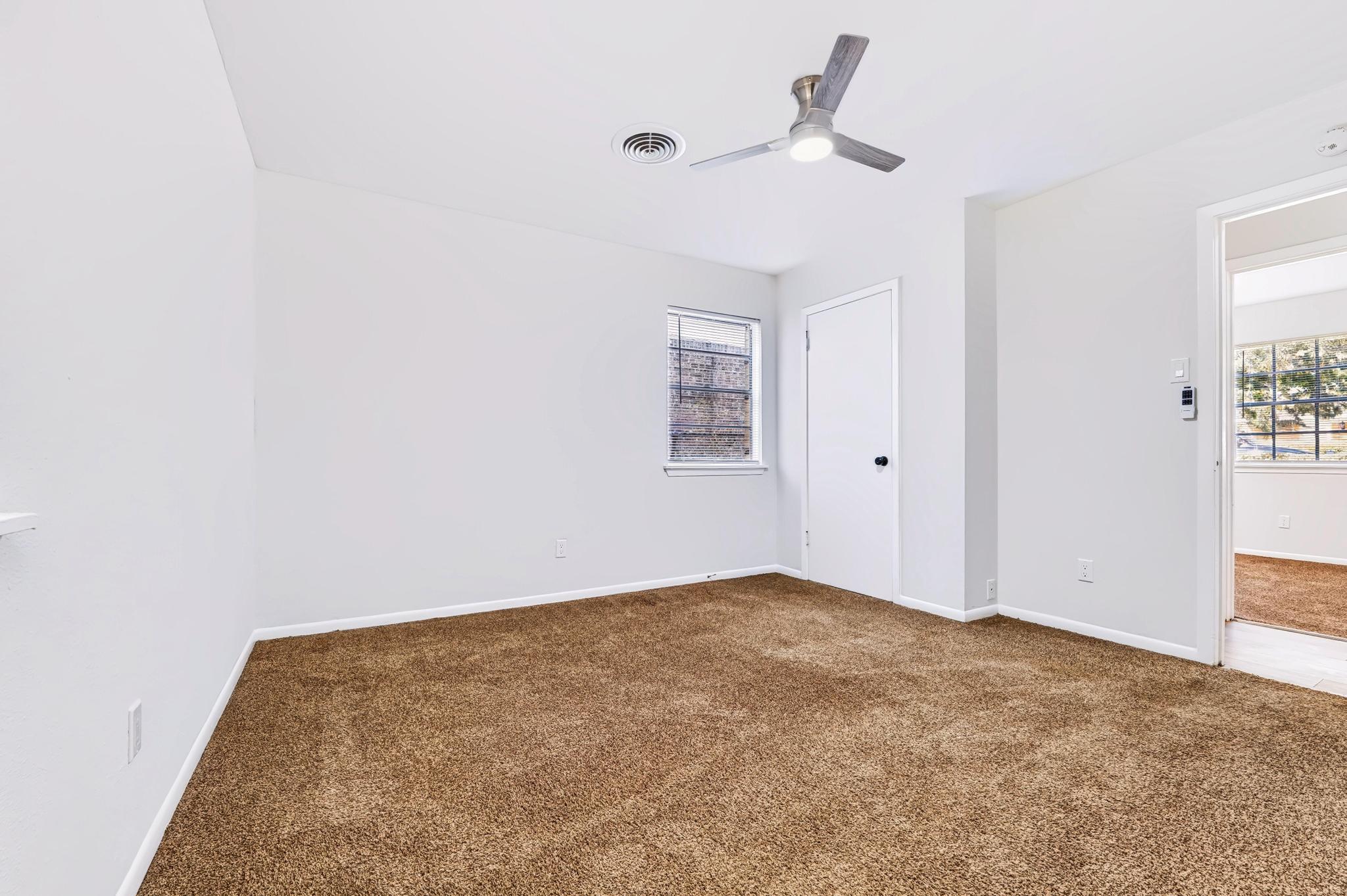 301 Carothers St Property Photo 15