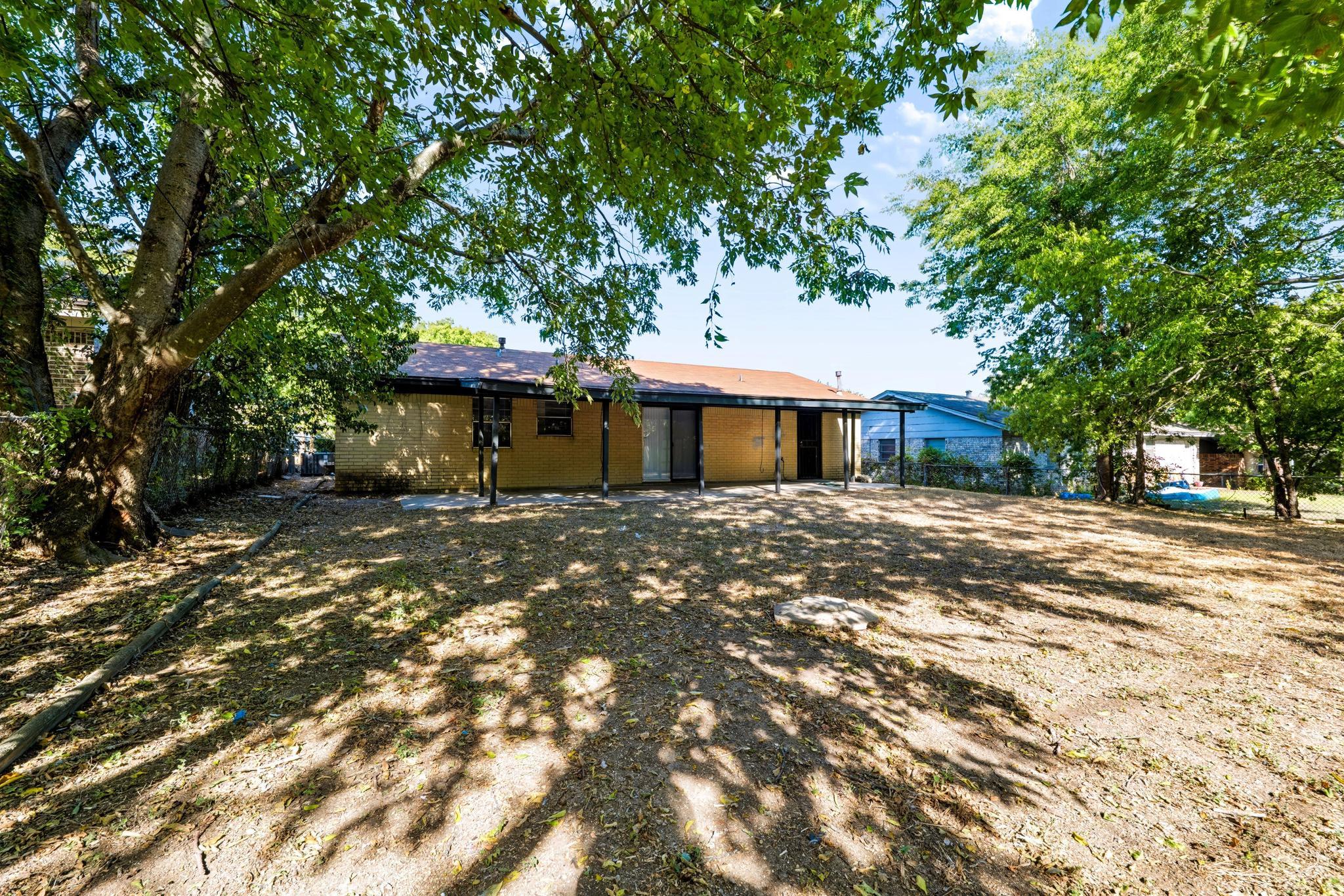 301 Carothers St Property Photo 20
