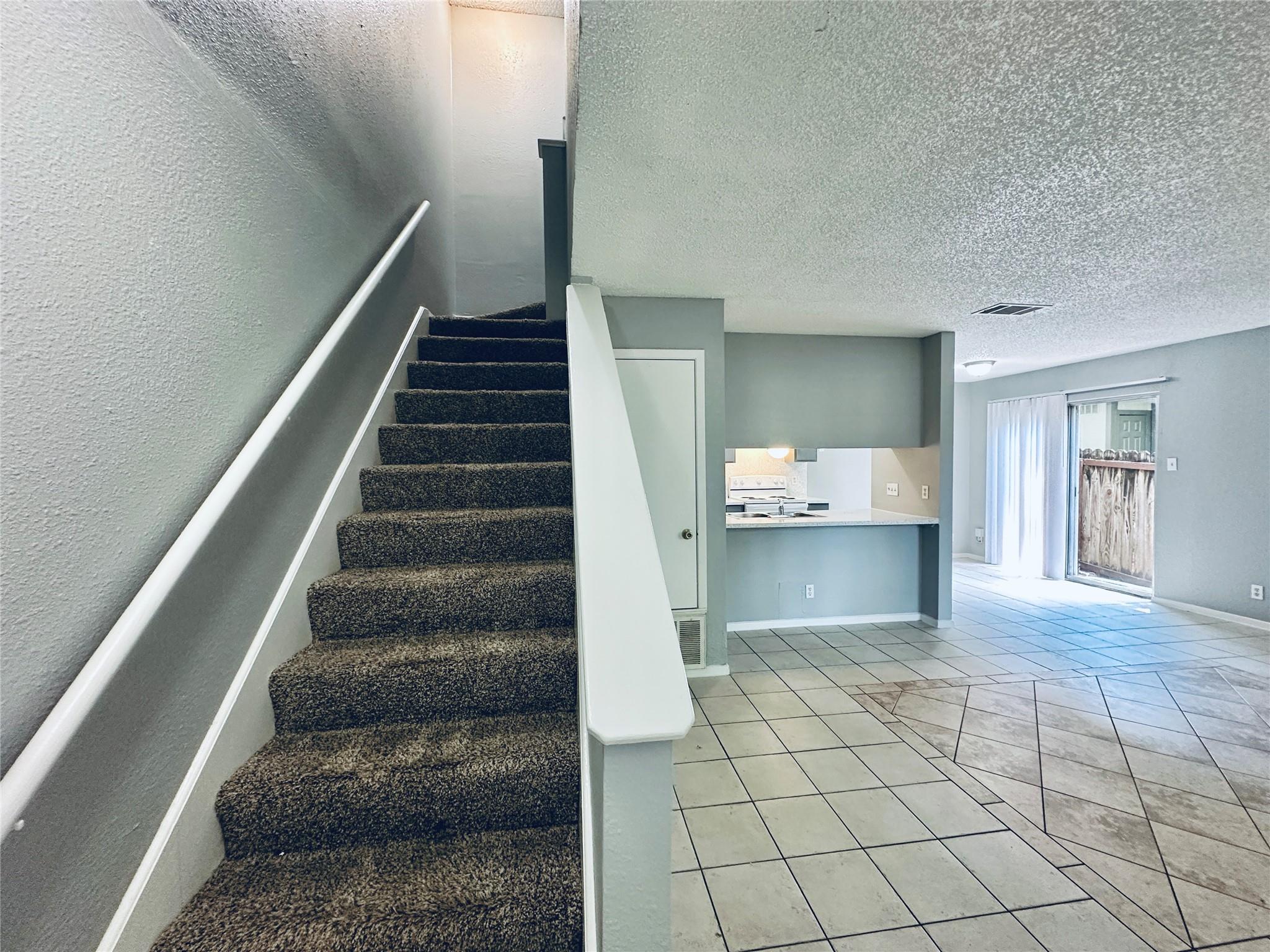 1318 Southport Dr #b Property Photo 19