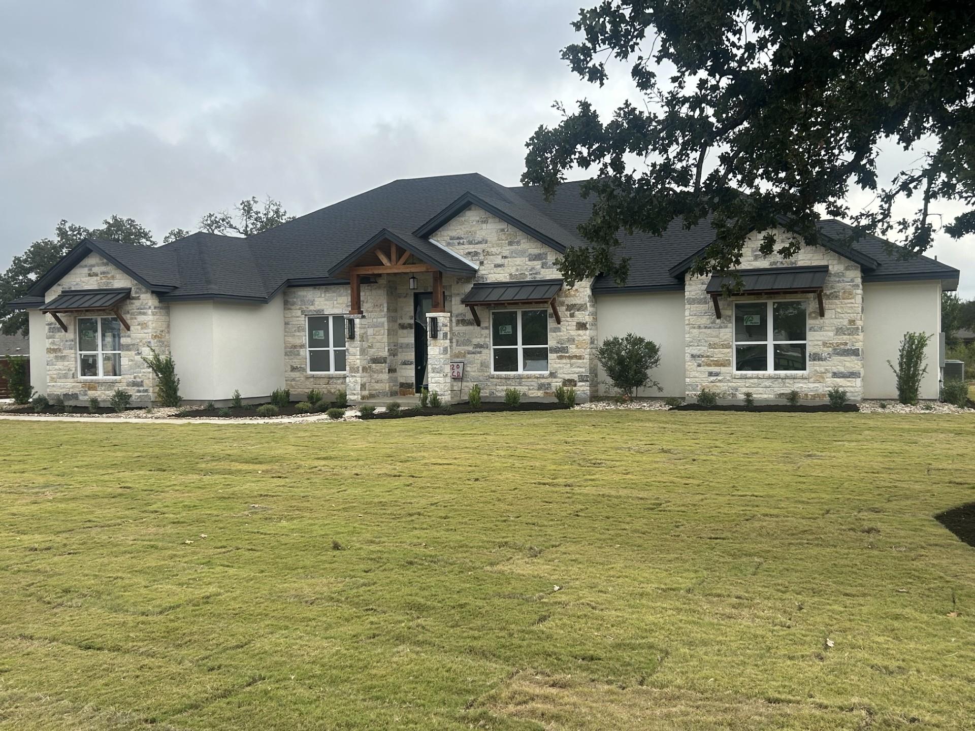 320 Lazy Creek Dr Property Photo 1