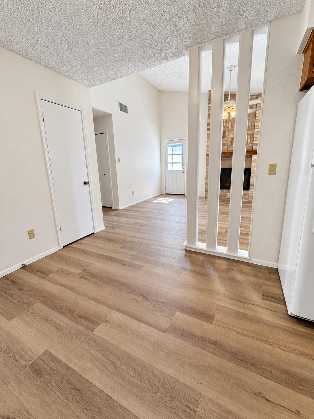 607 Rollingway Dr #a Property Photo 6